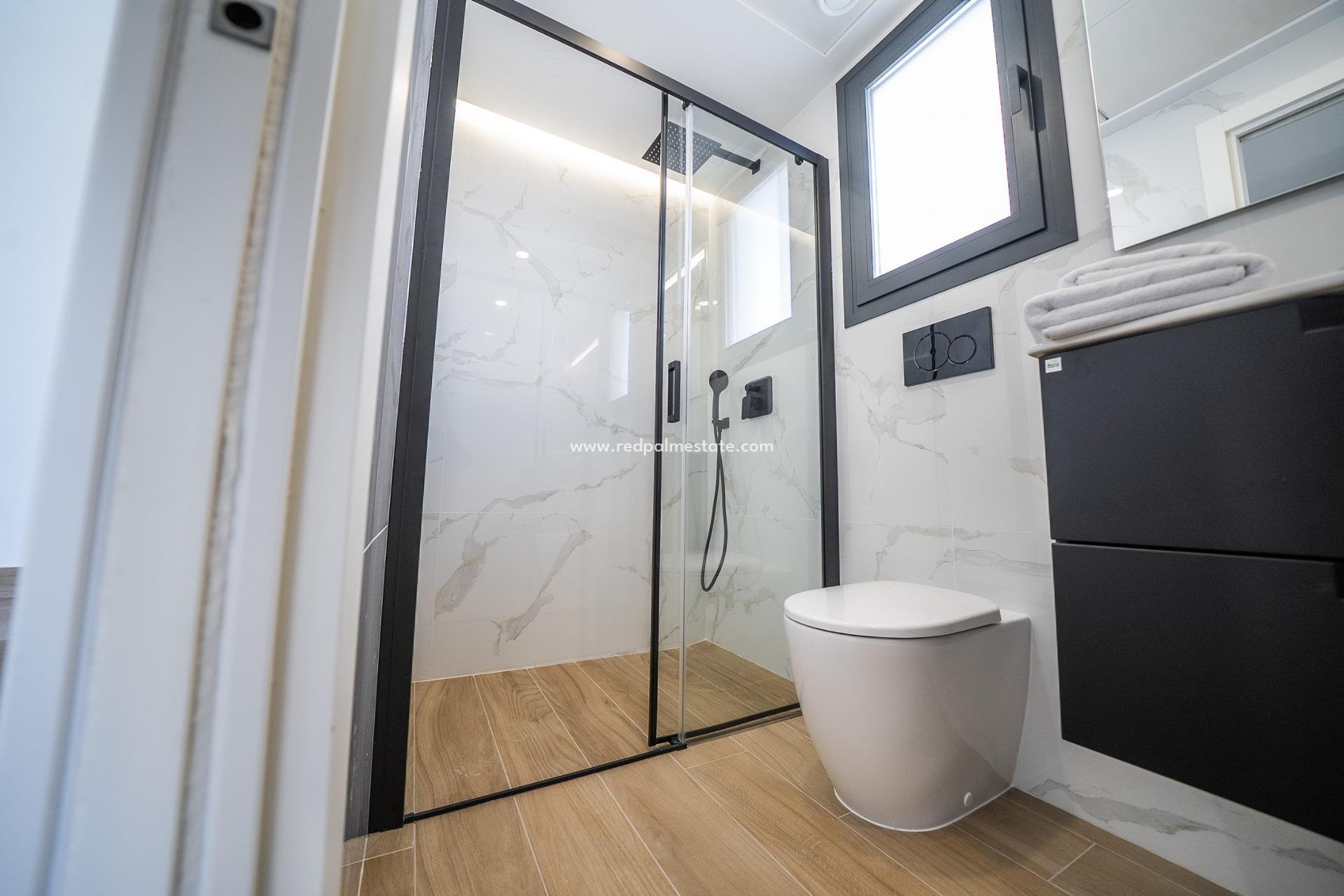 Nybygg - Rekkehus -
Algorfa - La Finca Golf