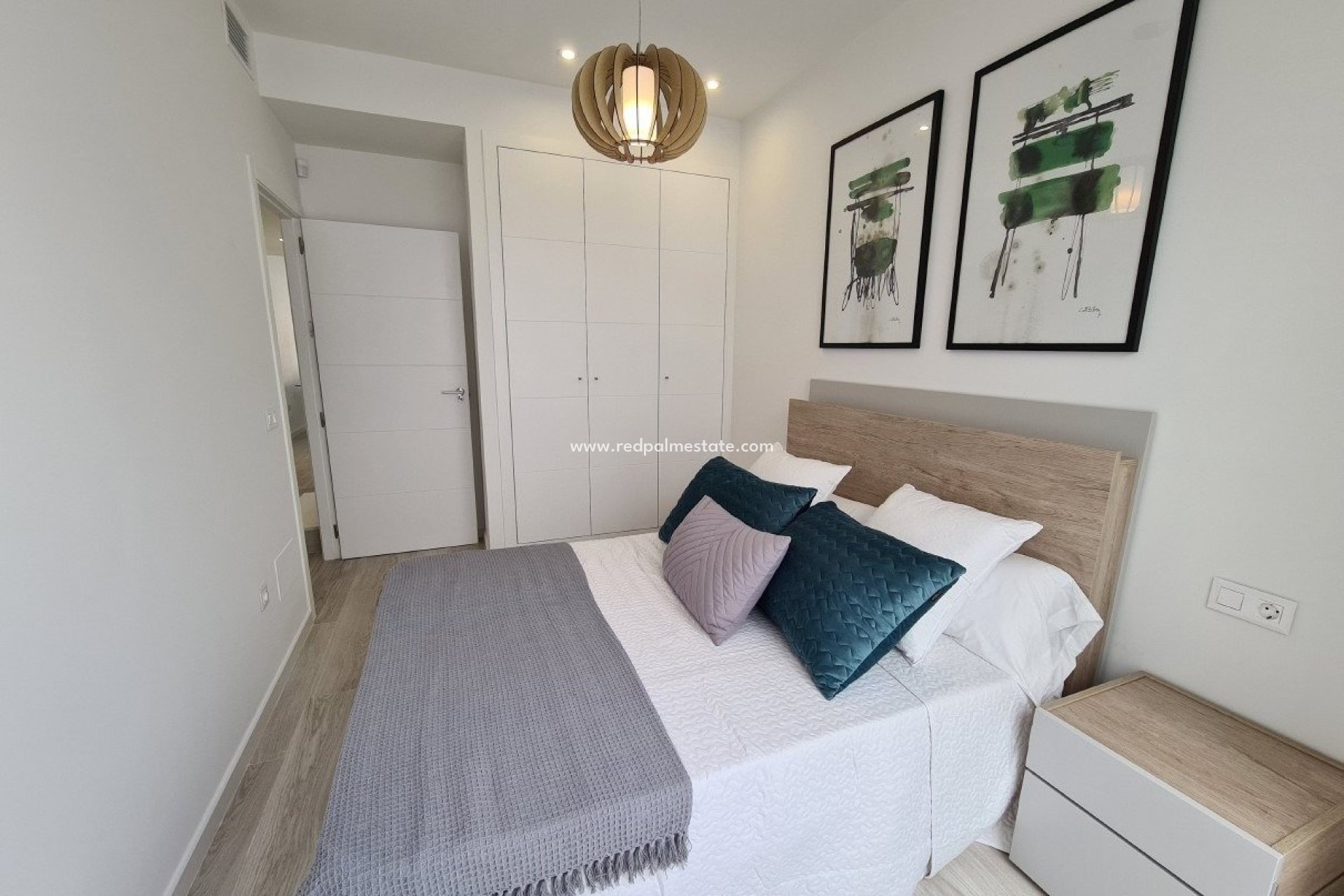 Nybygg - Rekkehus -
Avileses