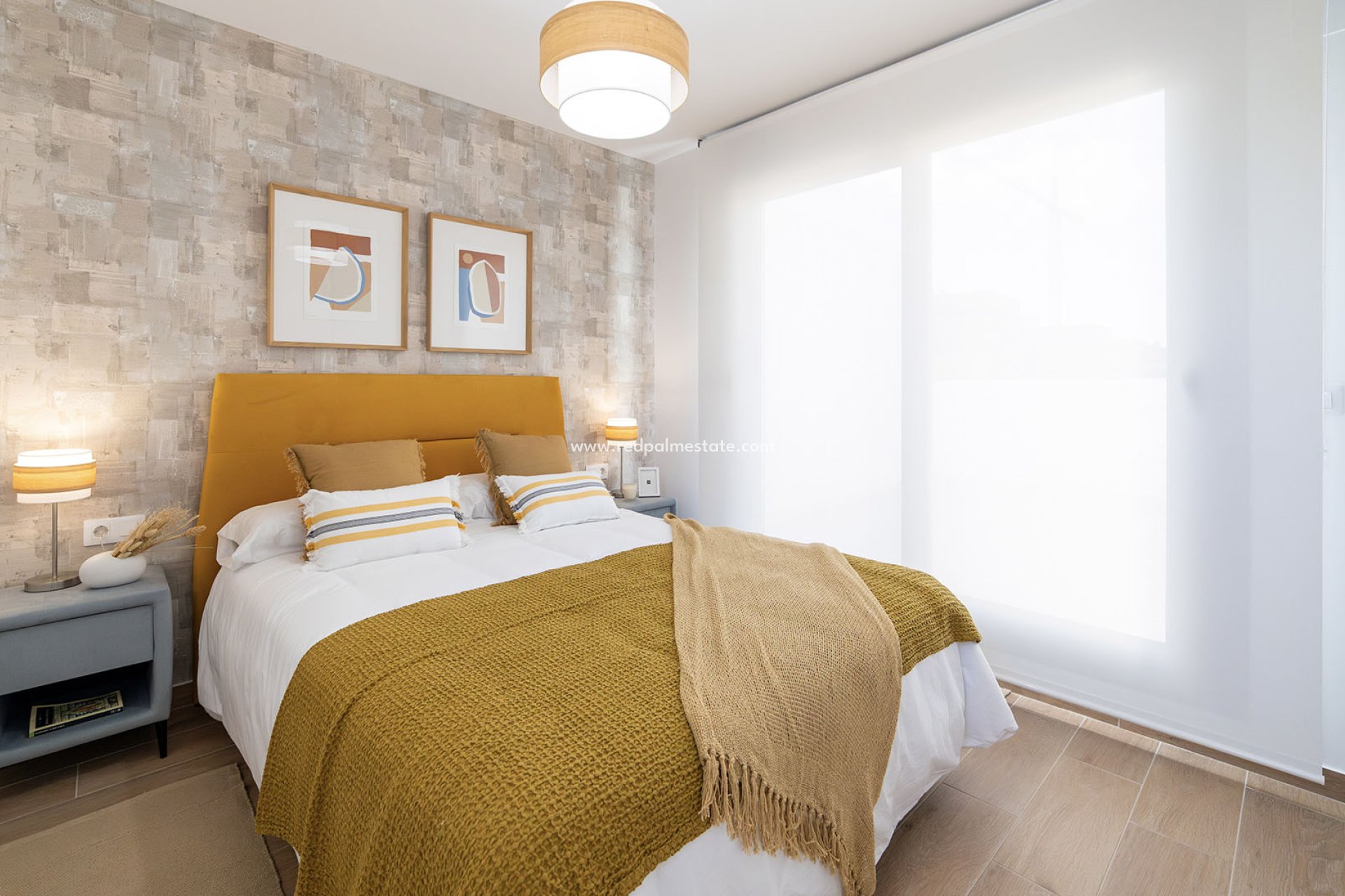 Nybygg - Rekkehus -
Busot