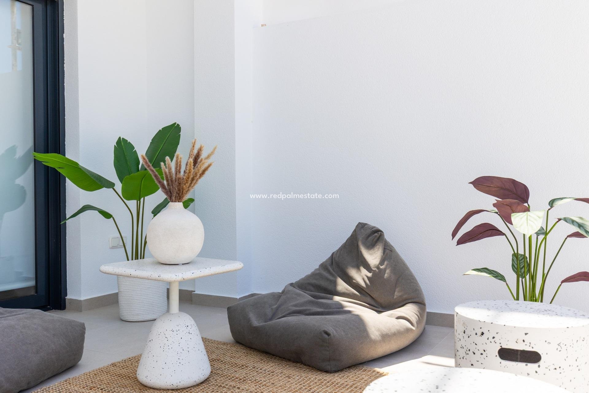 Nybygg - Rekkehus -
Rafal - pueblo