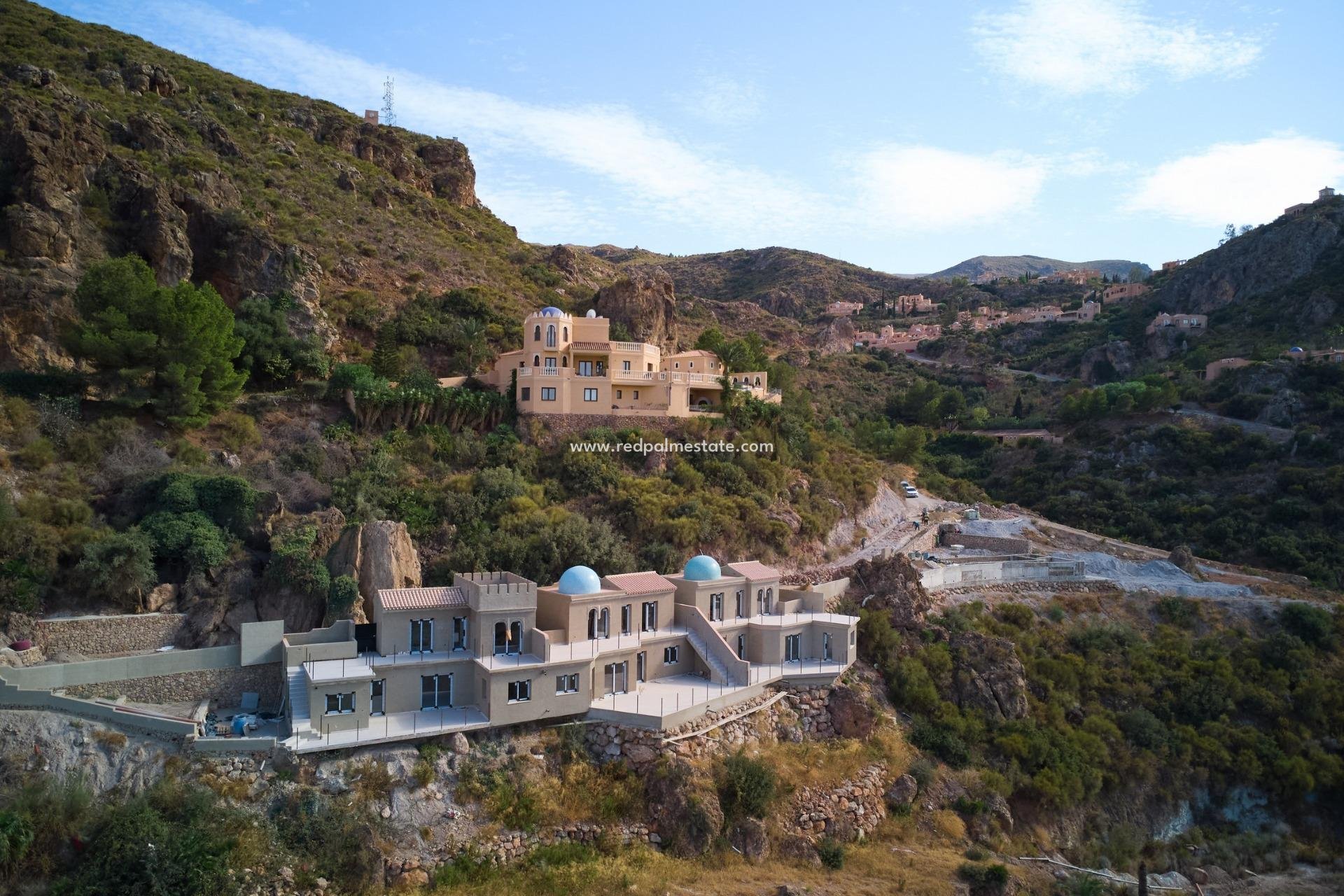 Nybygg - Rekkehus -
Turre - Urbaniz. Cortijo Cabrera