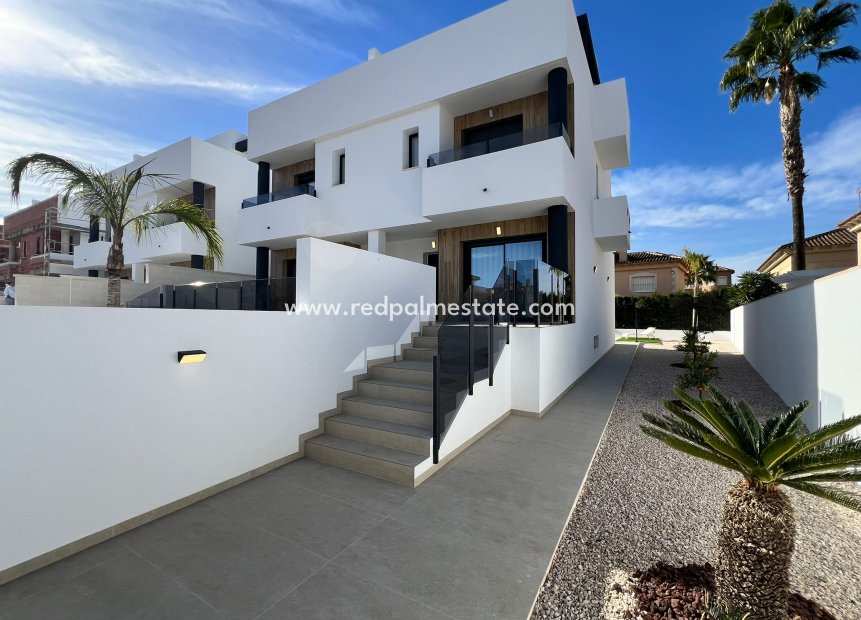 Nybygg - terraced -
Benferri