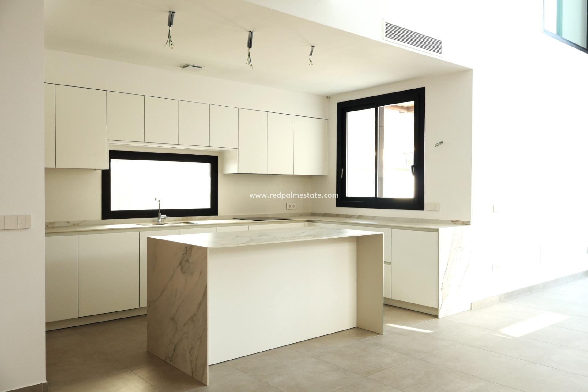 Nybygg - Villa -
Alfas del Pi - El Albir