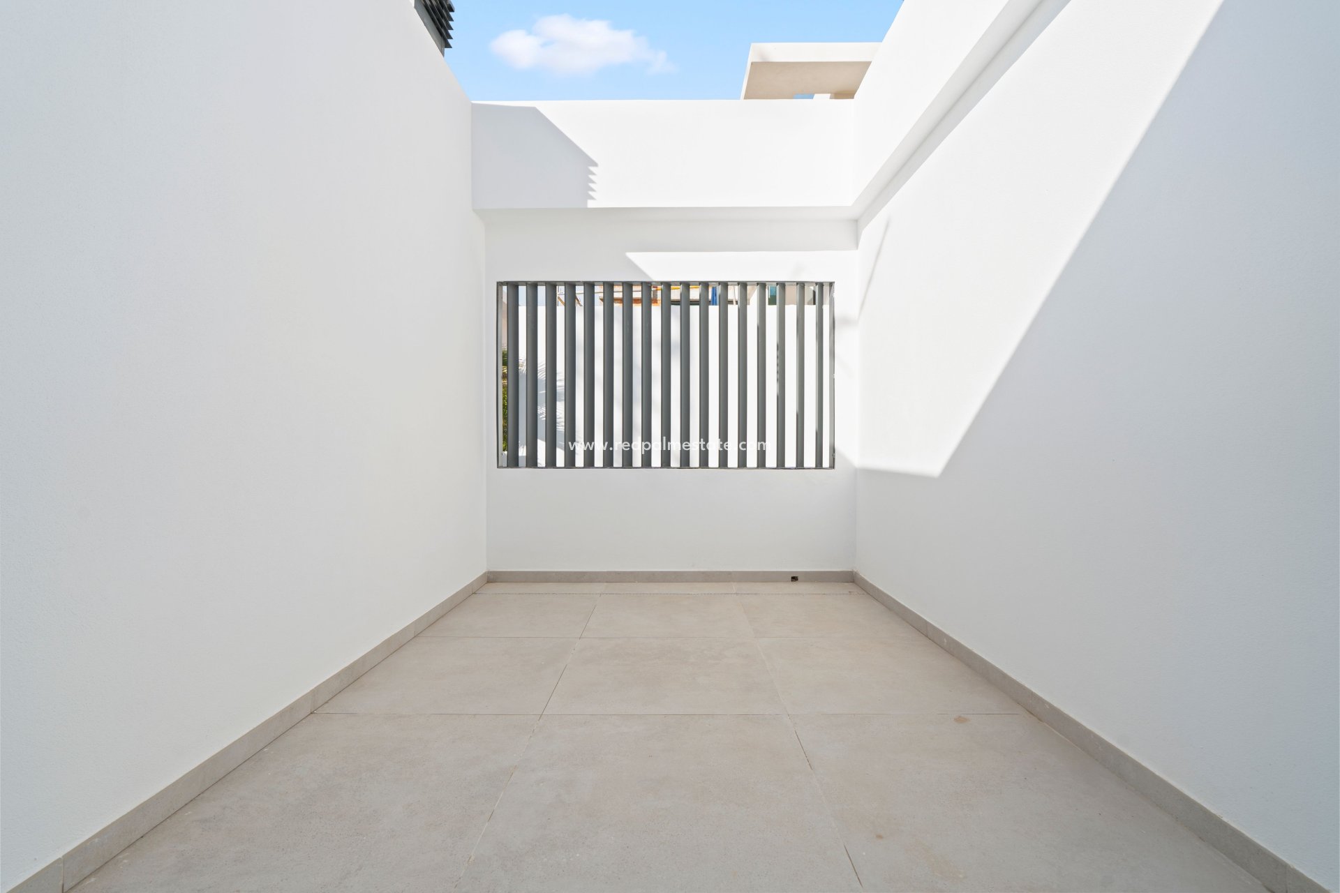 Nybygg - Villa -
Benidorm