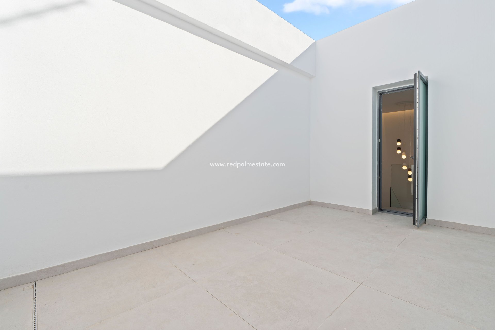 Nybygg - Villa -
Benidorm