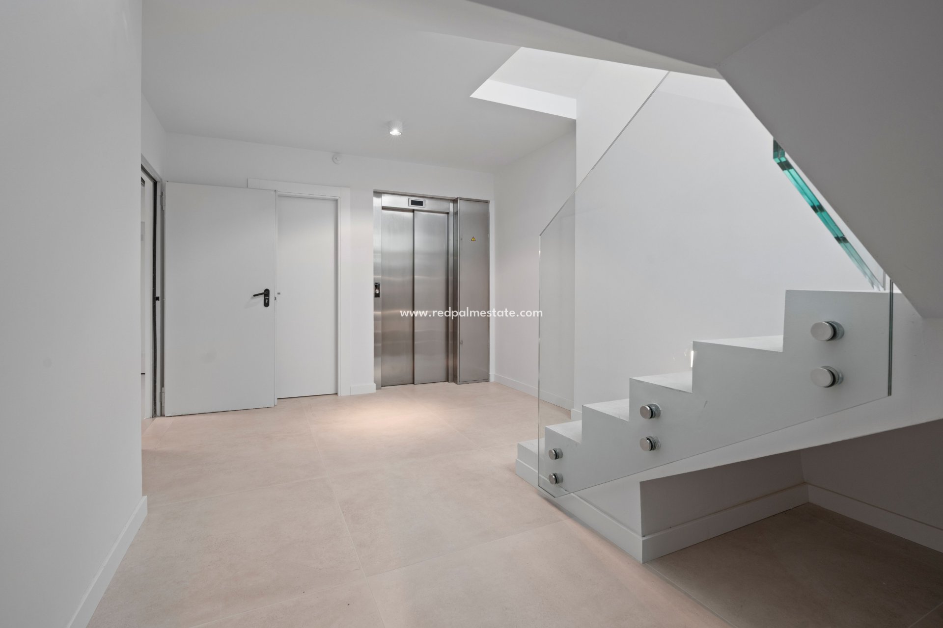 Nybygg - Villa -
Benidorm