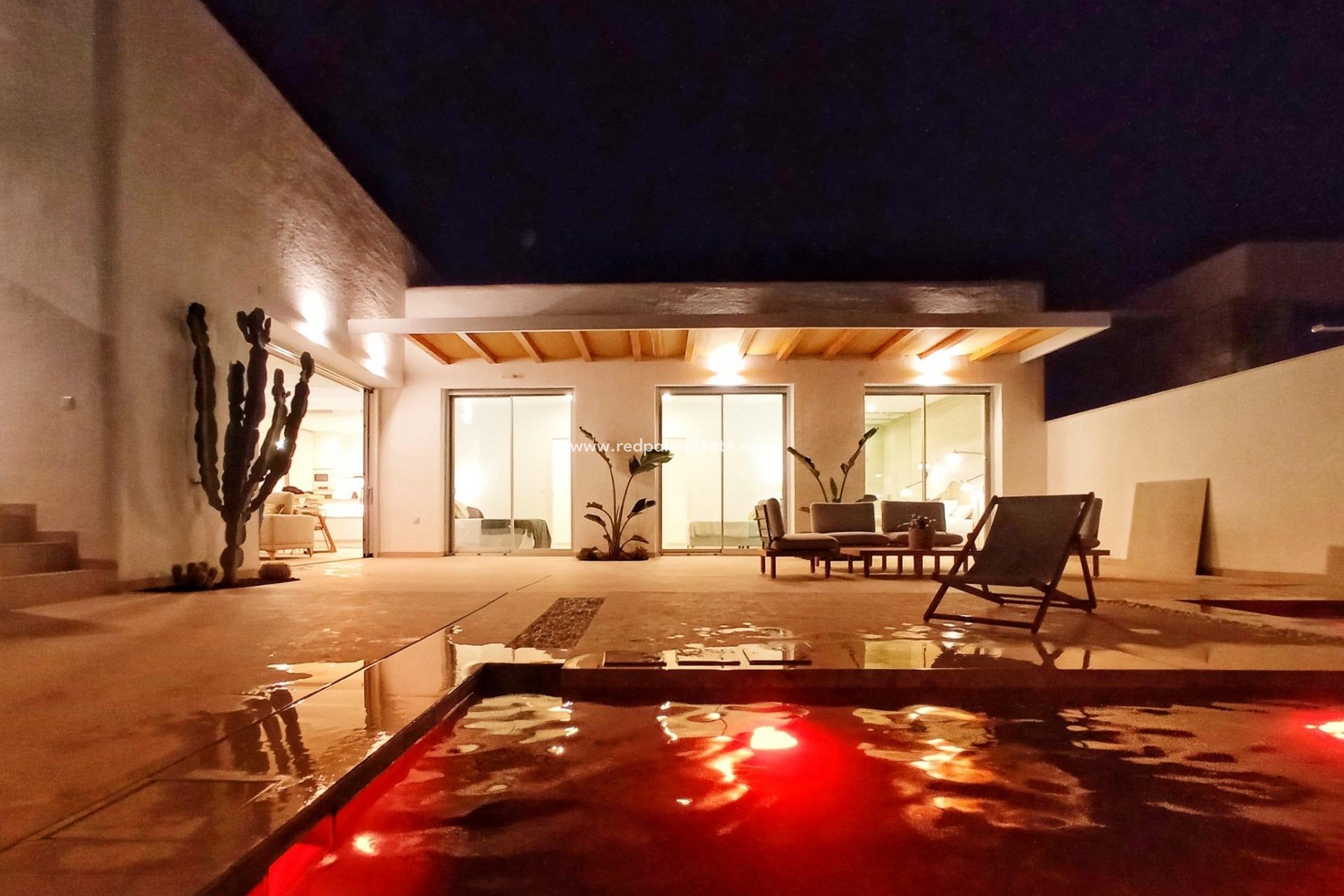 Nybygg - Villa -
Benijofar - Centro