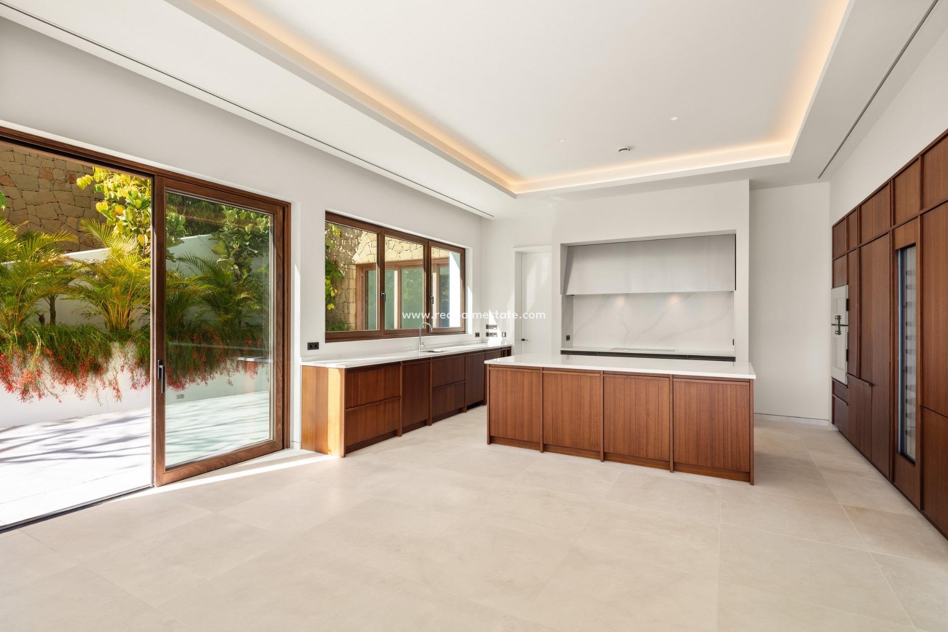 Nybygg - Villa -
Casares - Pedregales