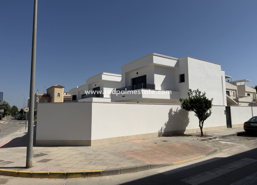 Nybygg - Villa -
Daya Vieja - Heredades
