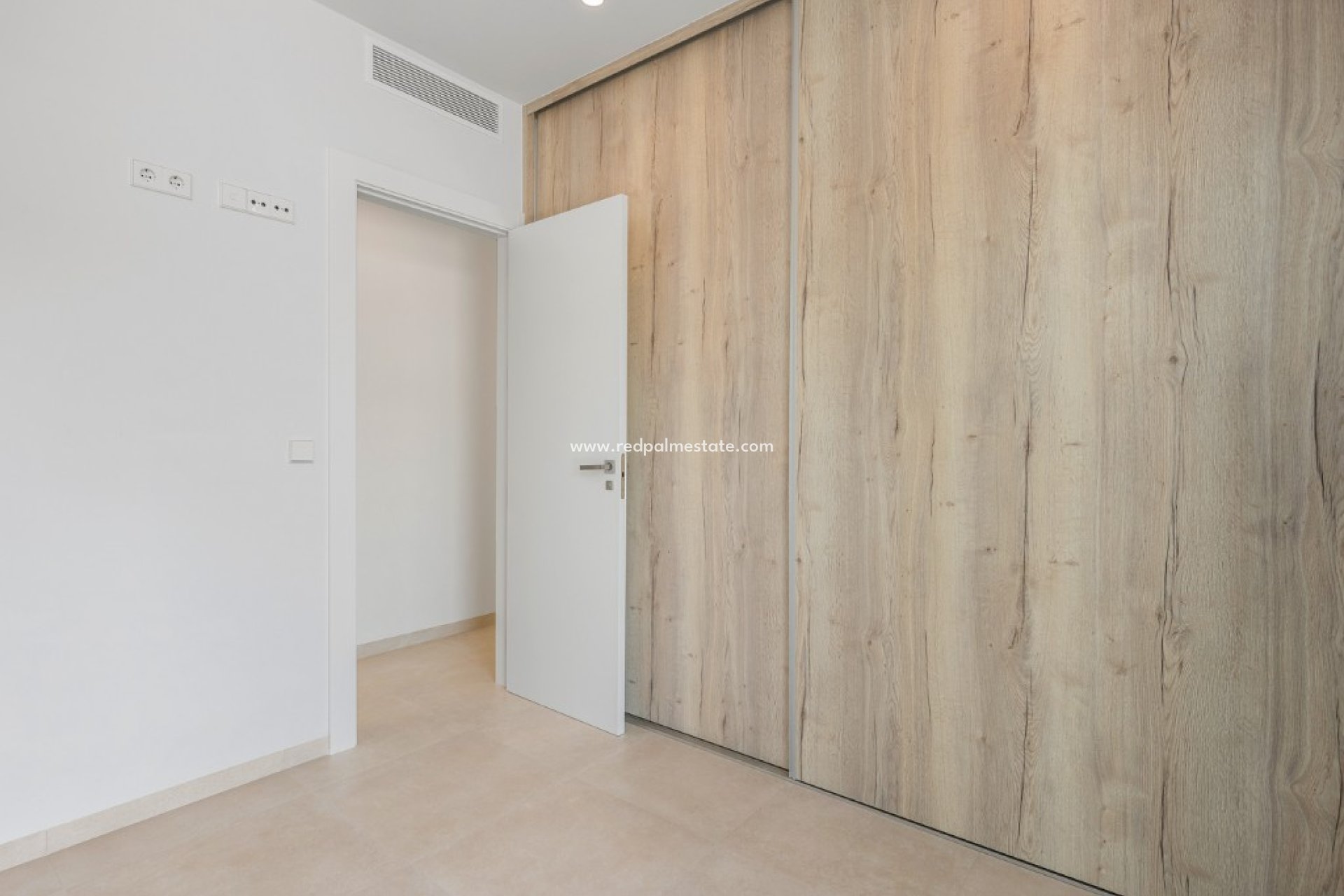 Nybygg - Villa -
Los Alczares - Los Alcazares