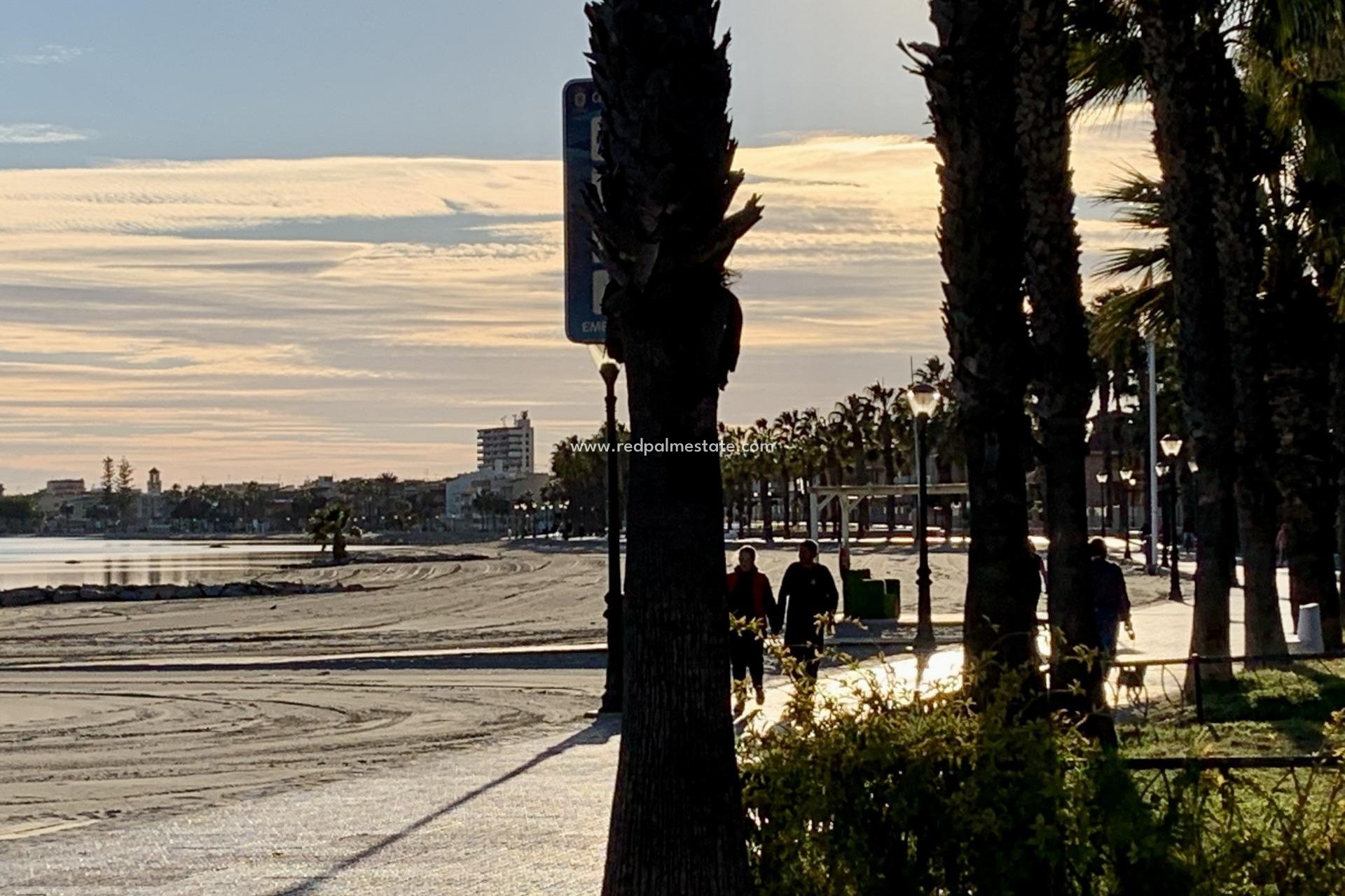 Nybygg - Villa -
Los Alczares - Playa la Atascadera