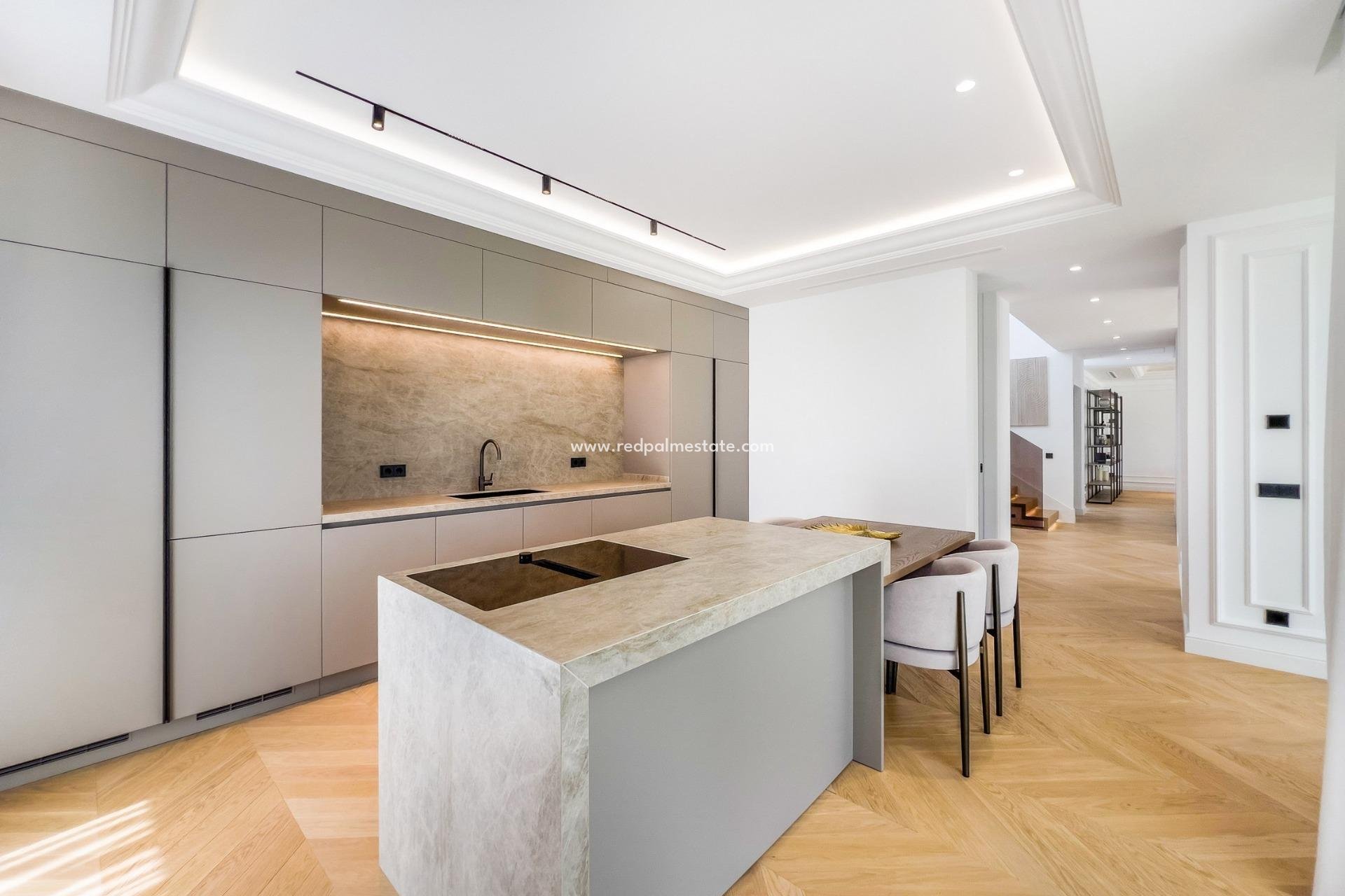 Nybygg - Villa -
Marbella - Lomas De Marbella Club