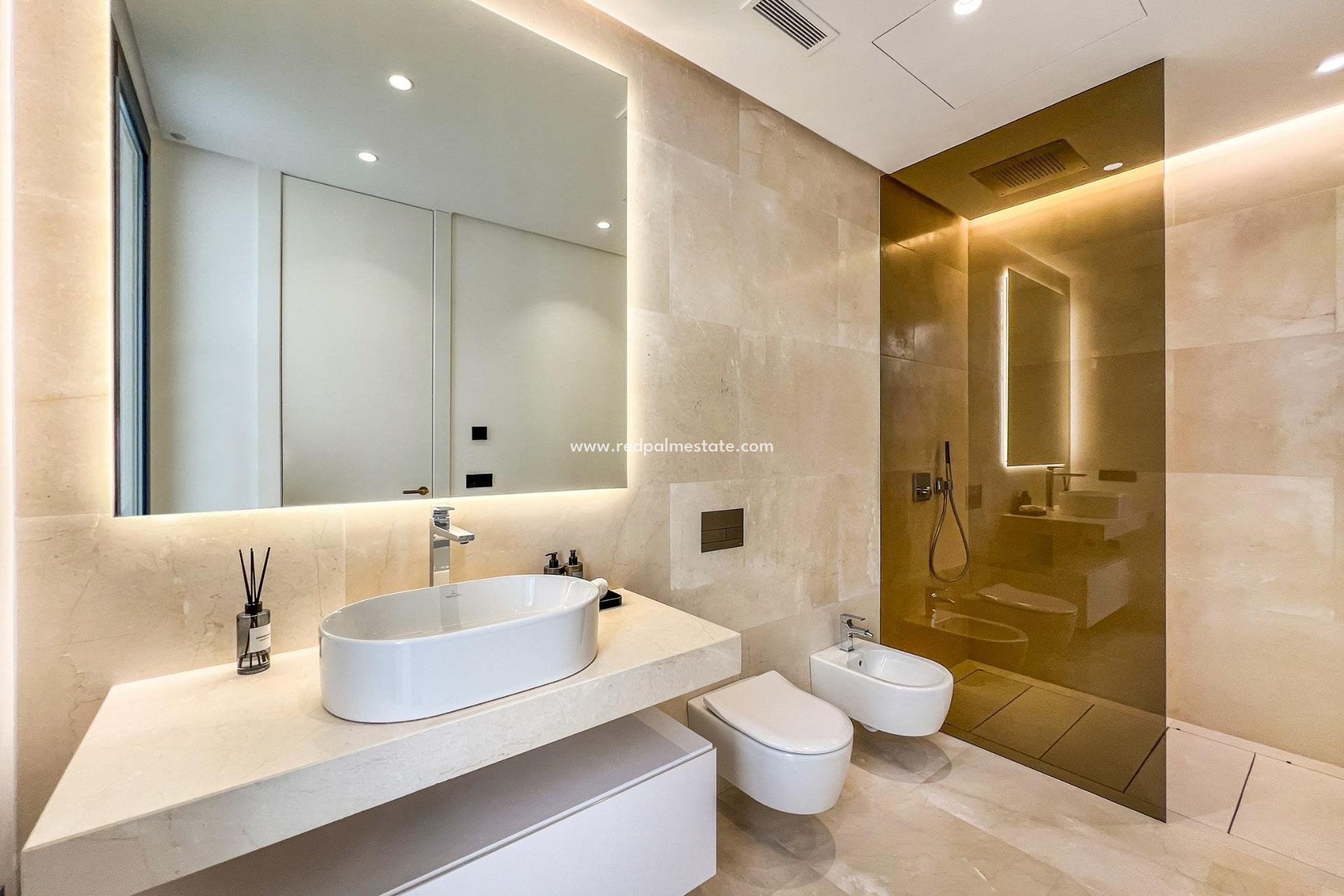 Nybygg - Villa -
Marbella - Lomas De Marbella Club