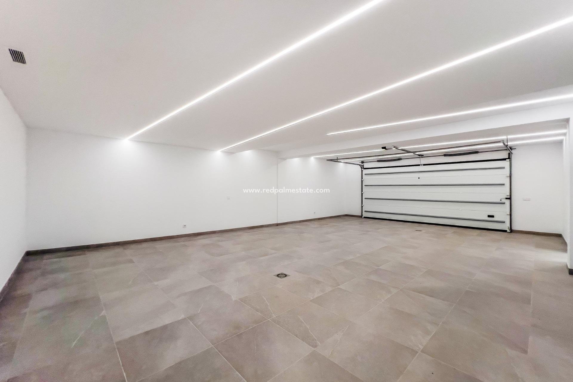 Nybygg - Villa -
Marbella - Lomas De Marbella Club