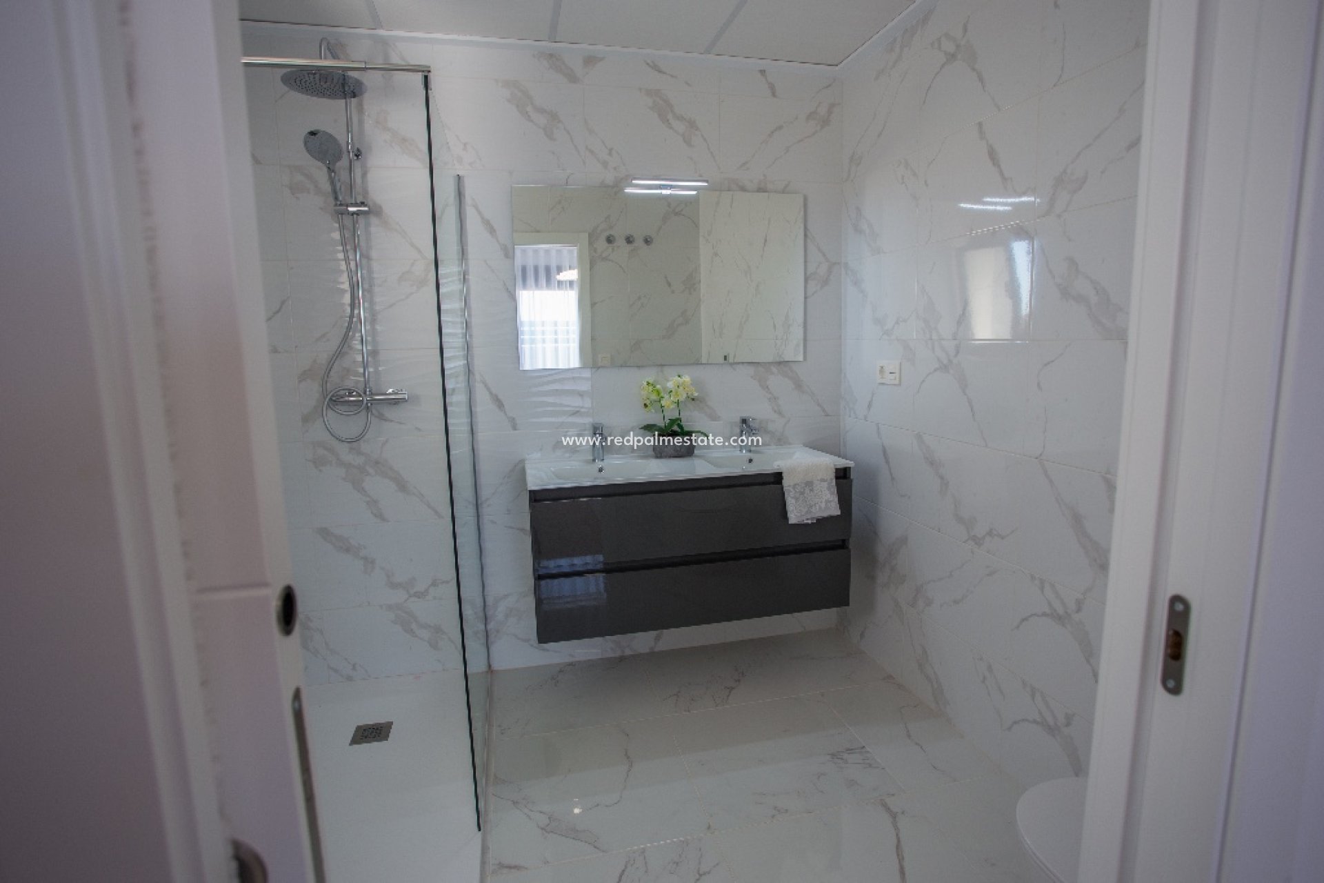 Nybygg - Villa -
Montesinos - La Herada