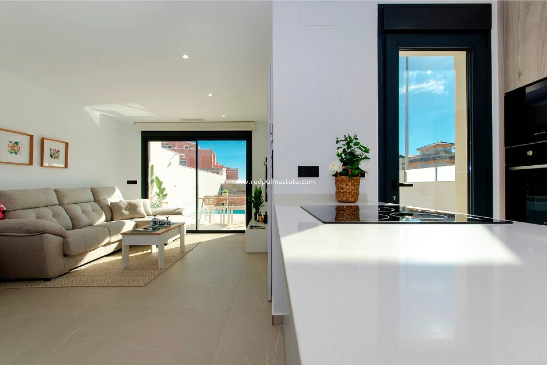 Nybygg - Villa -
Montesinos - La Herada