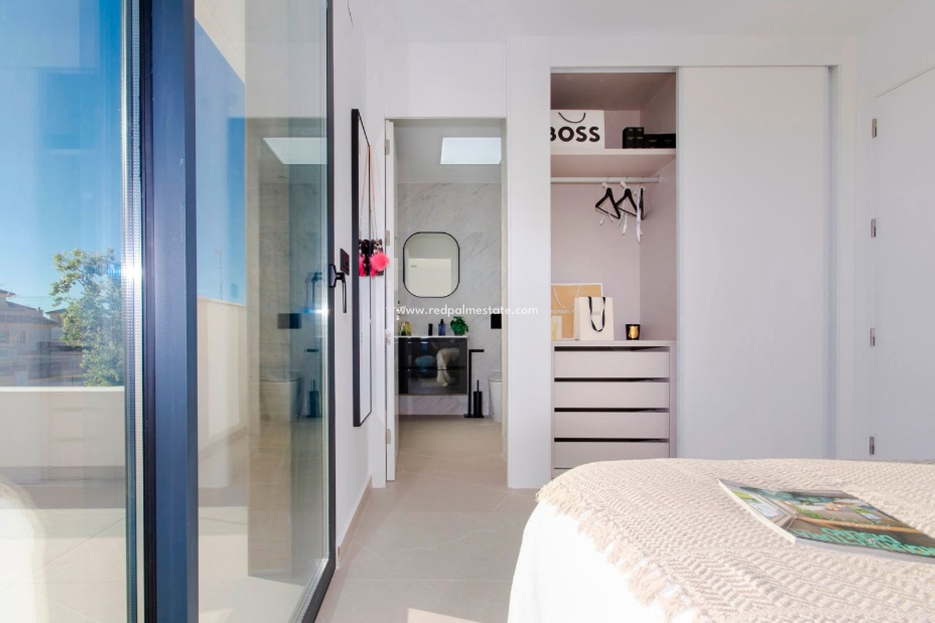 Nybygg - Villa -
Montesinos - La Herada