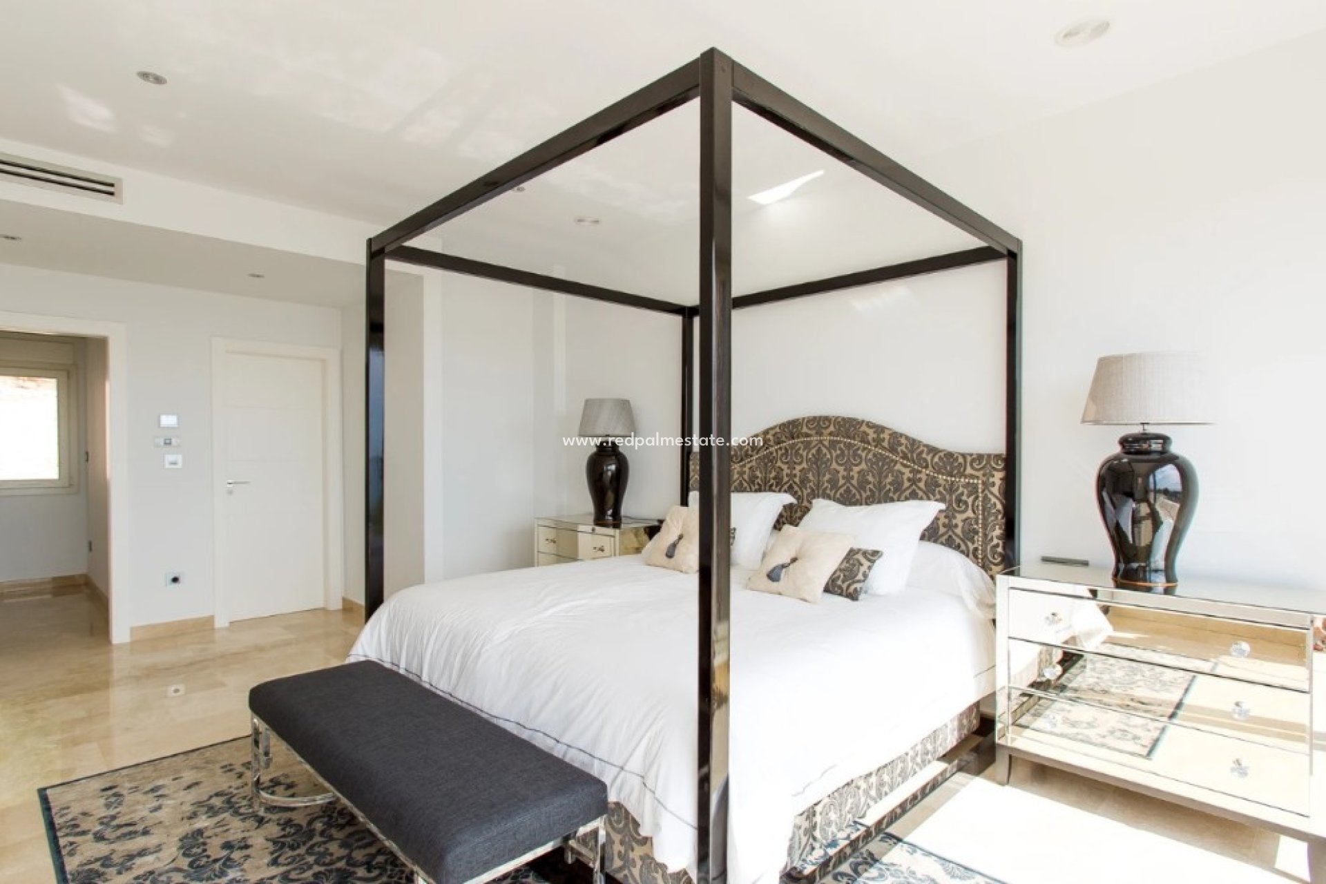 Nybygg - Villa -
Moraira