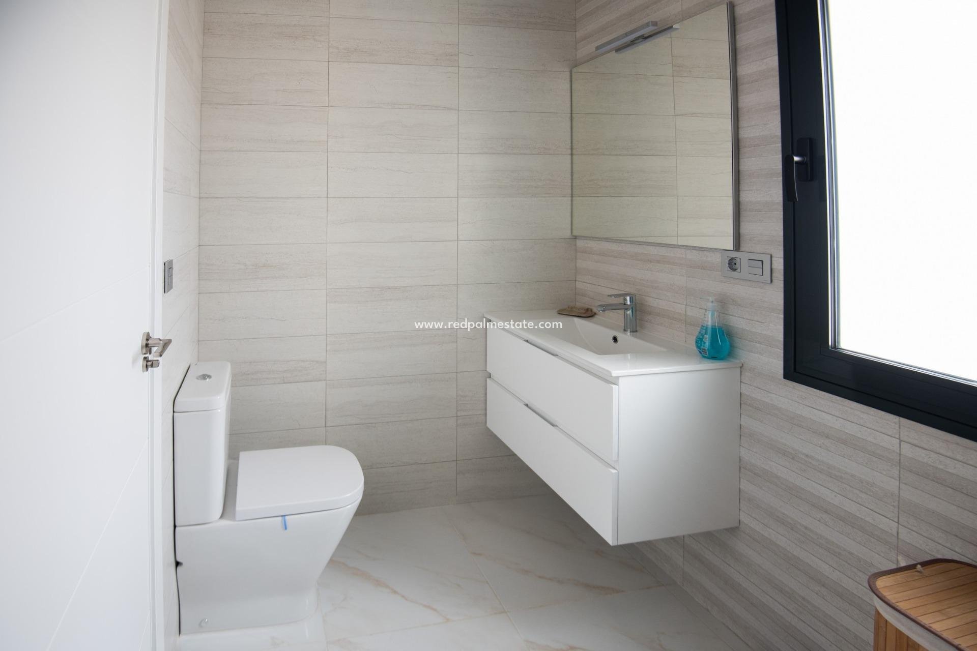 Nybygg - Villa -
Pilar de la Horadada - Pinar de Campoverde