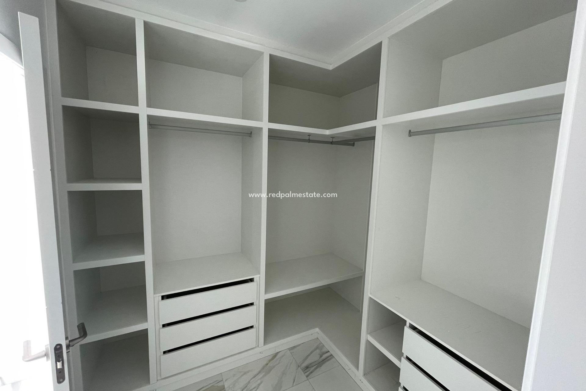 Nybygg - Villa -
Pinoso - Camino Del Prado