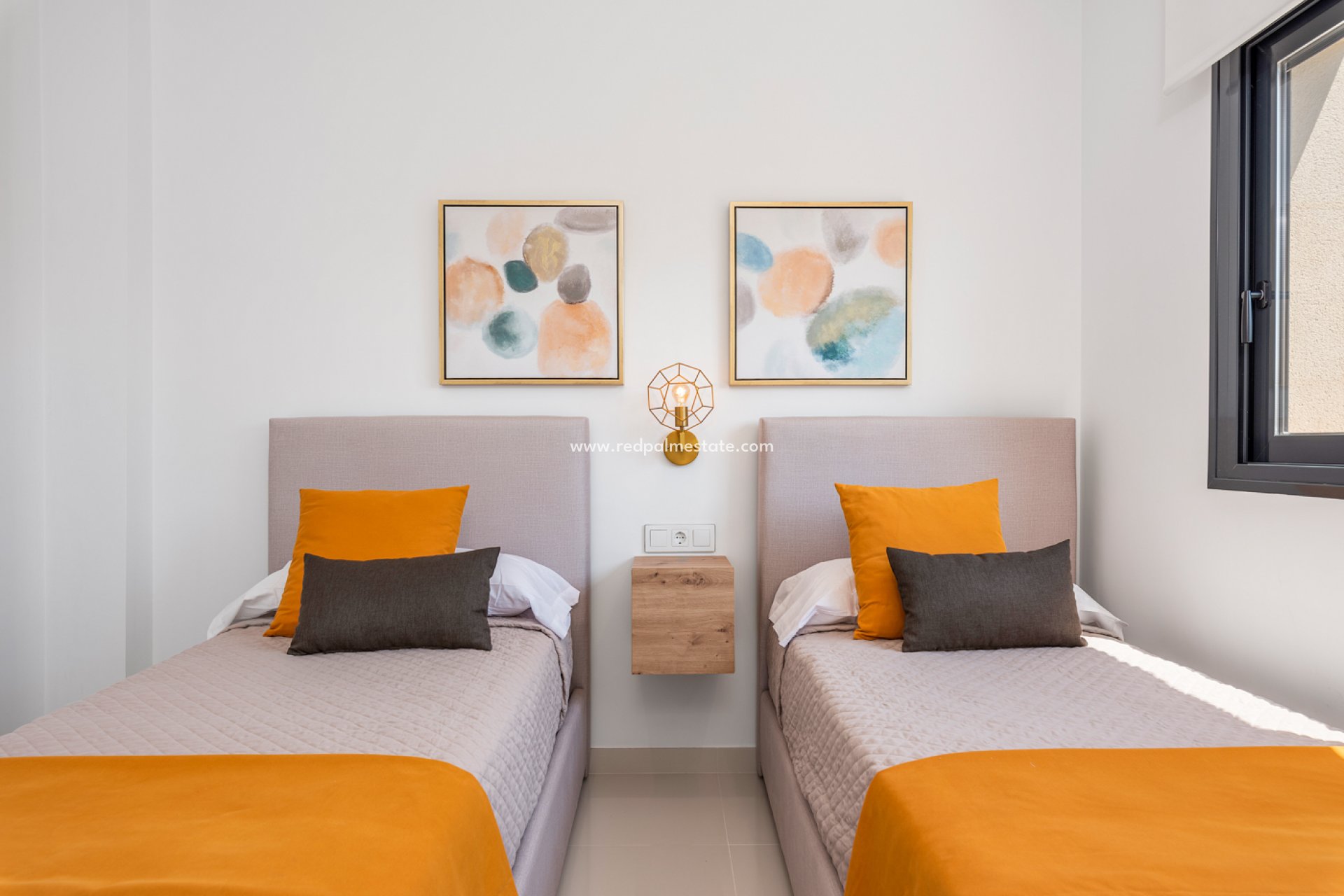 Nybygg - Villa -
Playa Paraiso