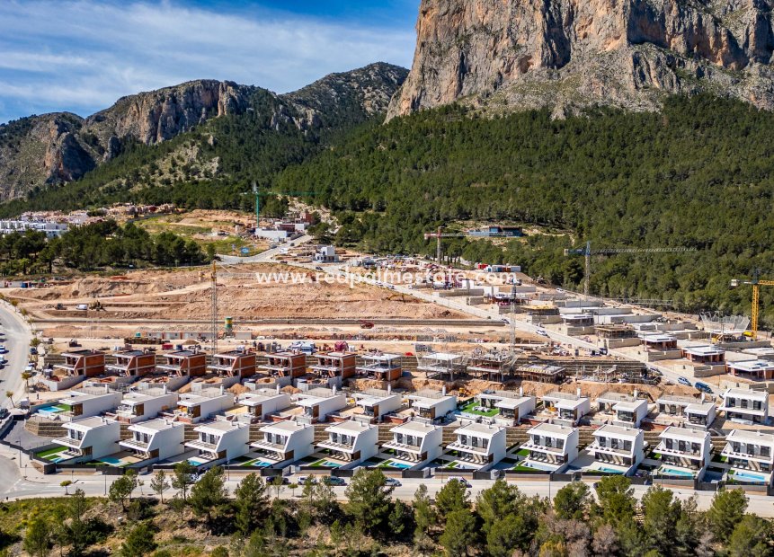 Nybygg - Villa -
Polop