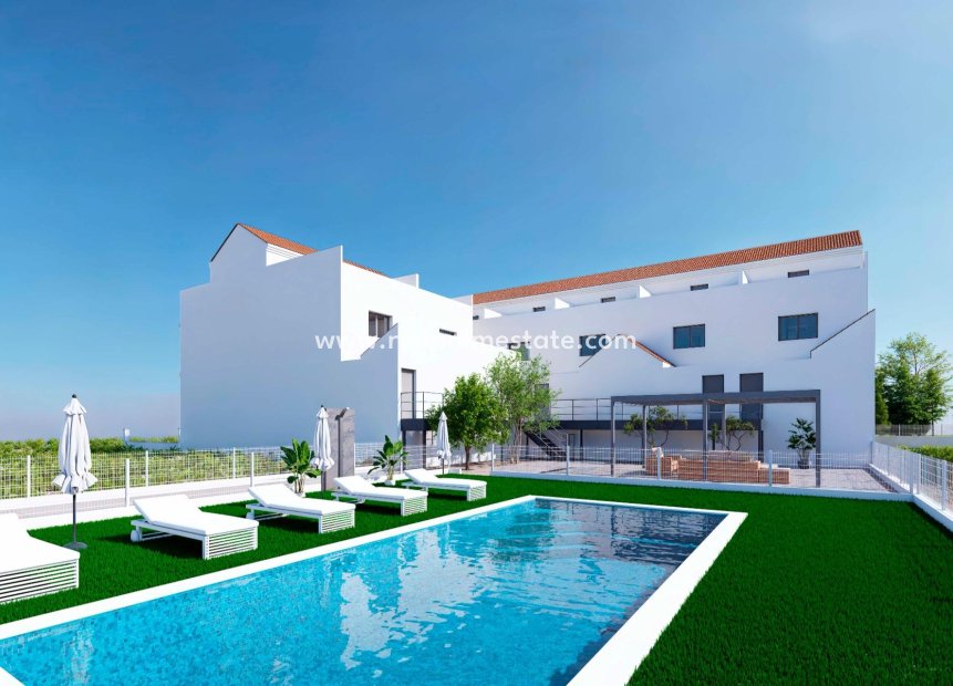Nybygg - Villa -
Rafal - pueblo