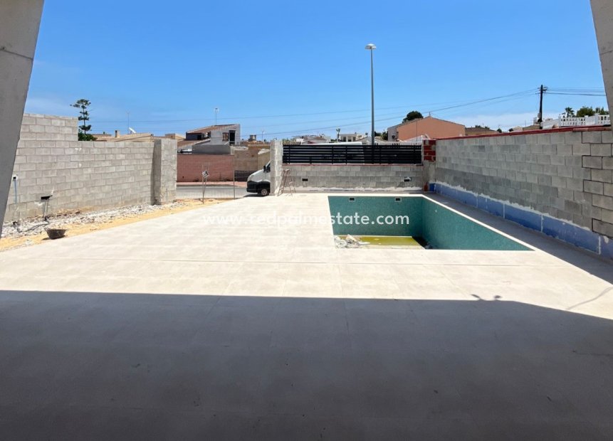 Nybygg - Villa -
Torrevieja - Los altos