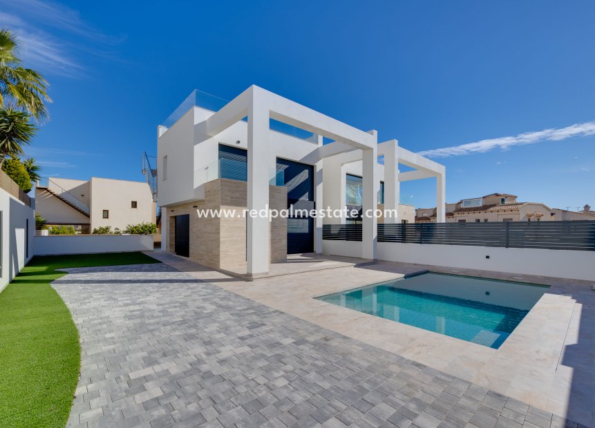Nybygg - Villa -
Torrevieja