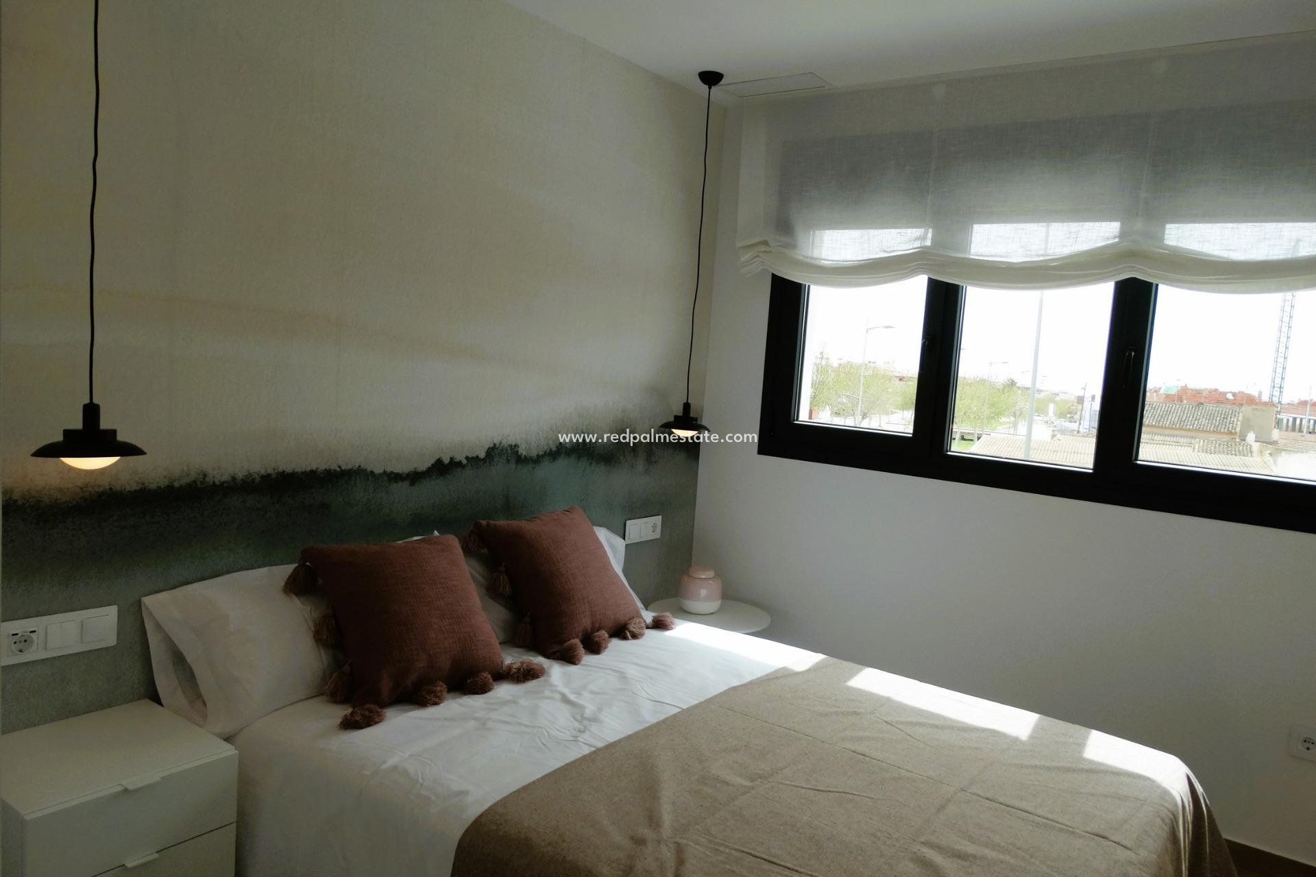 Nybyggnation - Bungalow -
Pilar de la Horadada - pueblo