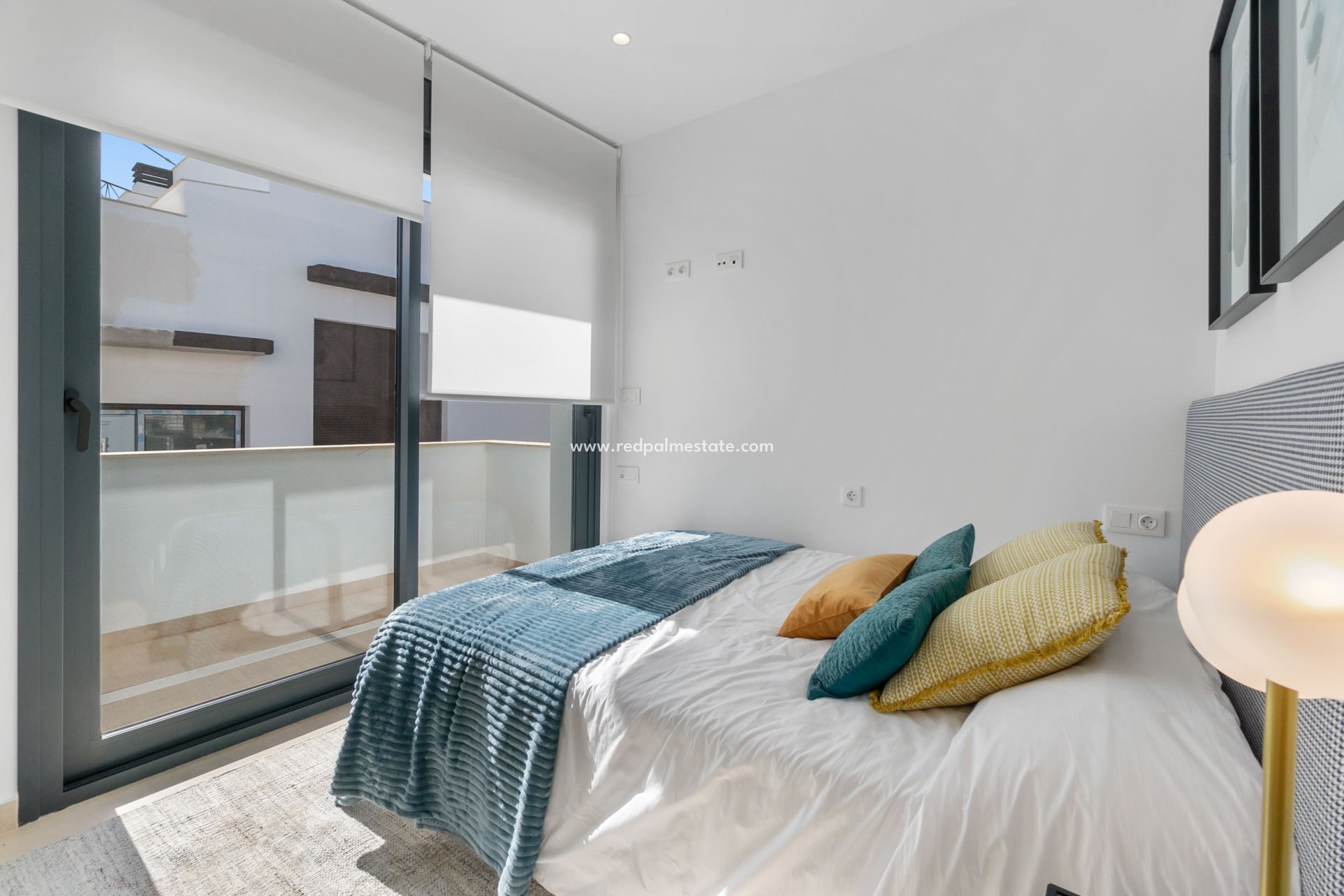 Nybyggnation - Bungalow -
Torrevieja