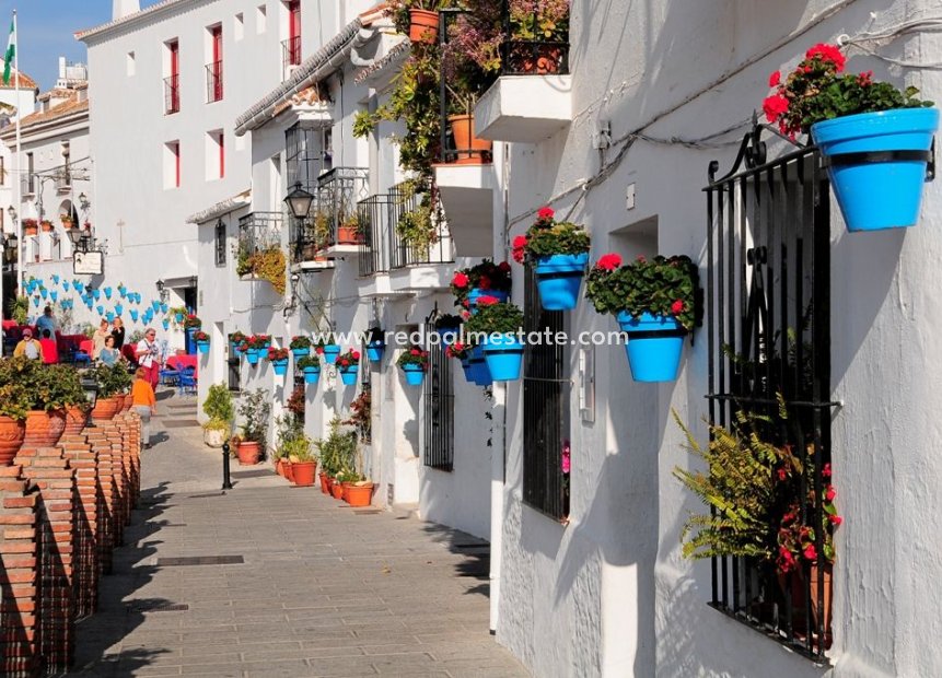 Nybyggnation - Lägenhet -
Las Lagunas de Mijas