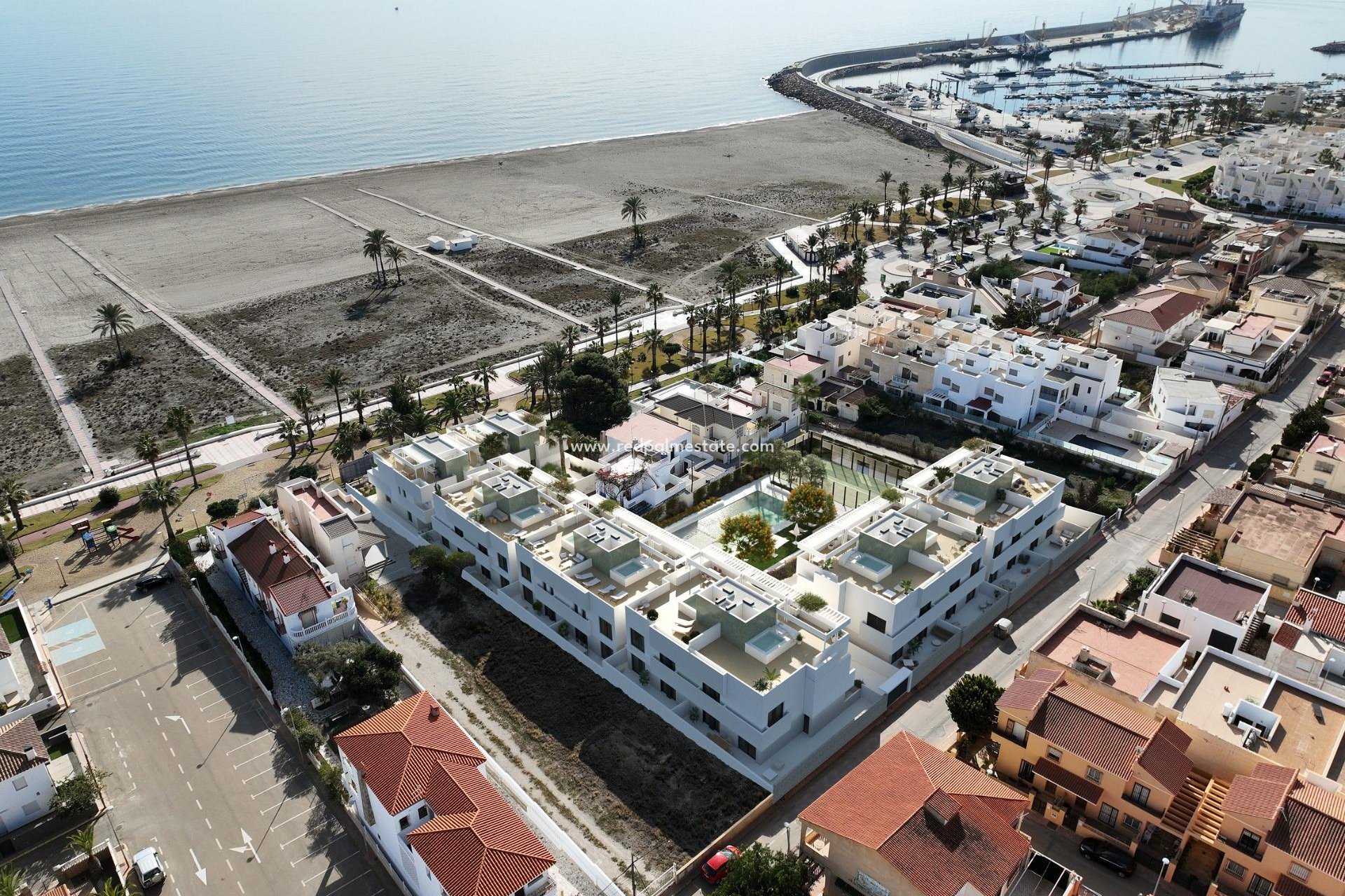 Nybyggnation - Lägenhet Penthouse -
Vera Playa - Las Marinas