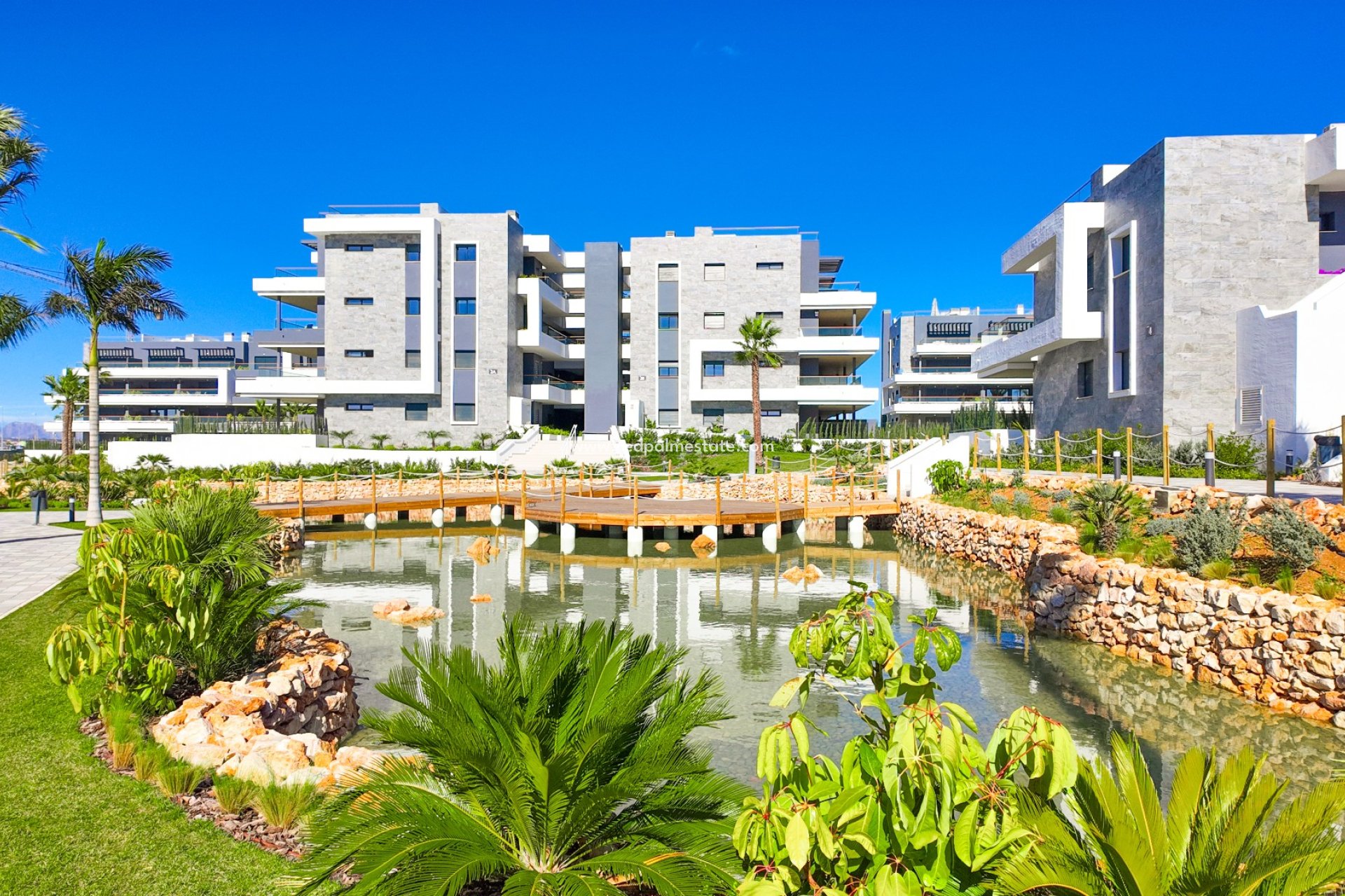 Nybyggnation - Lägenhet -
Torrevieja - Lagoons Village