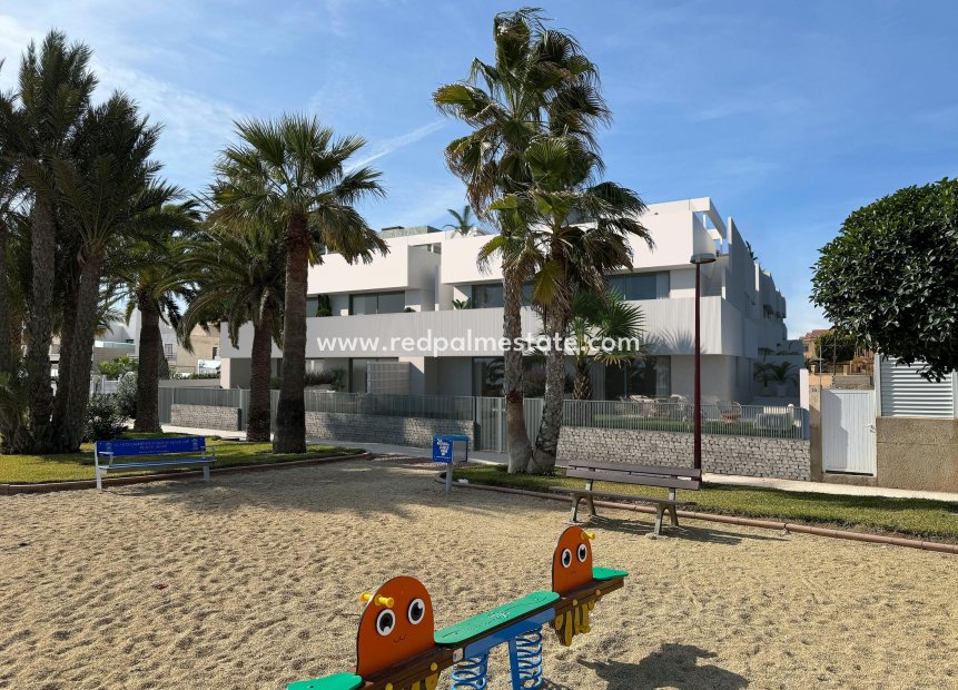 Nybyggnation - Lägenhet -
Vera Playa - Vera