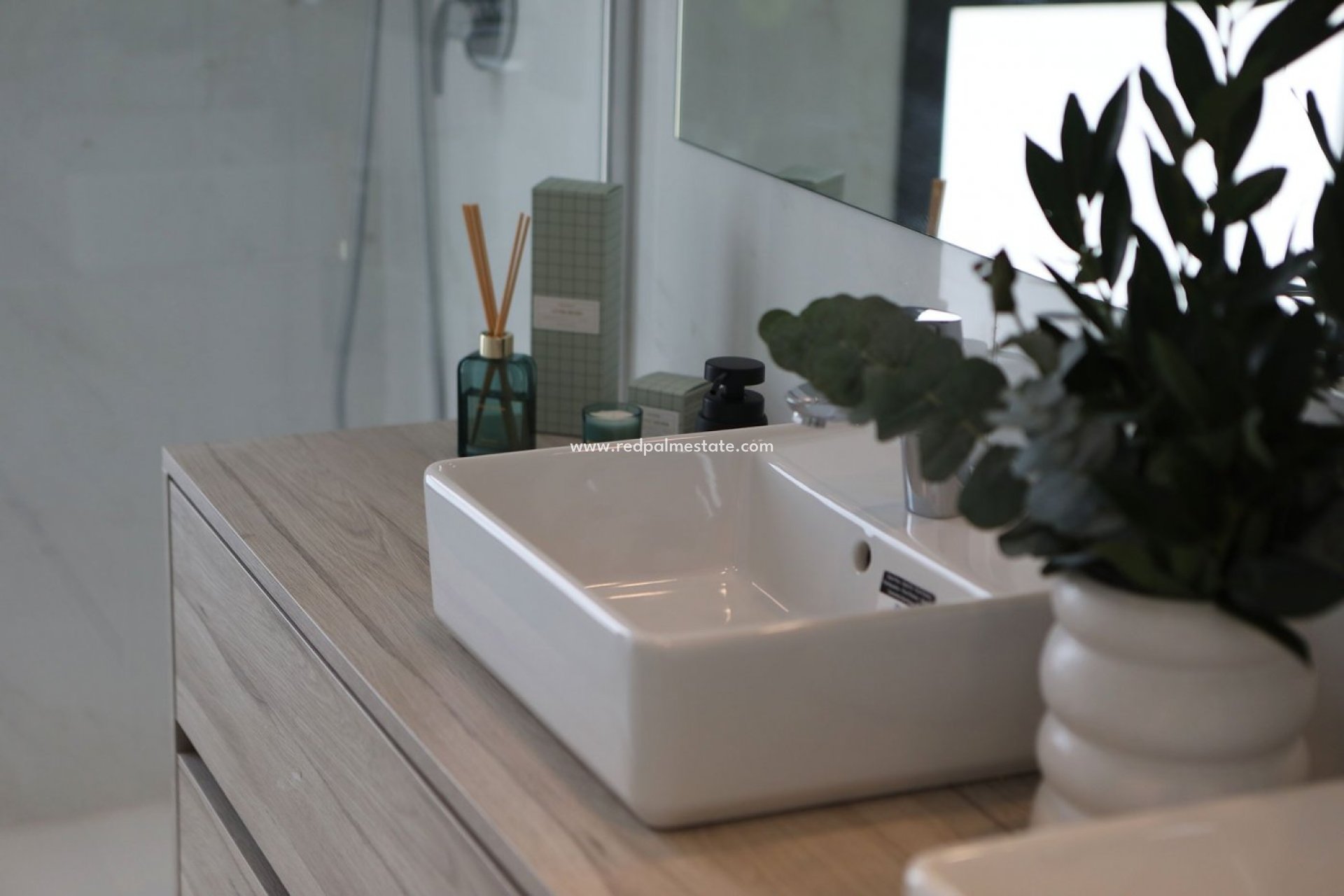 Nybyggnation - Lägenheter -
Benidorm - Poniente