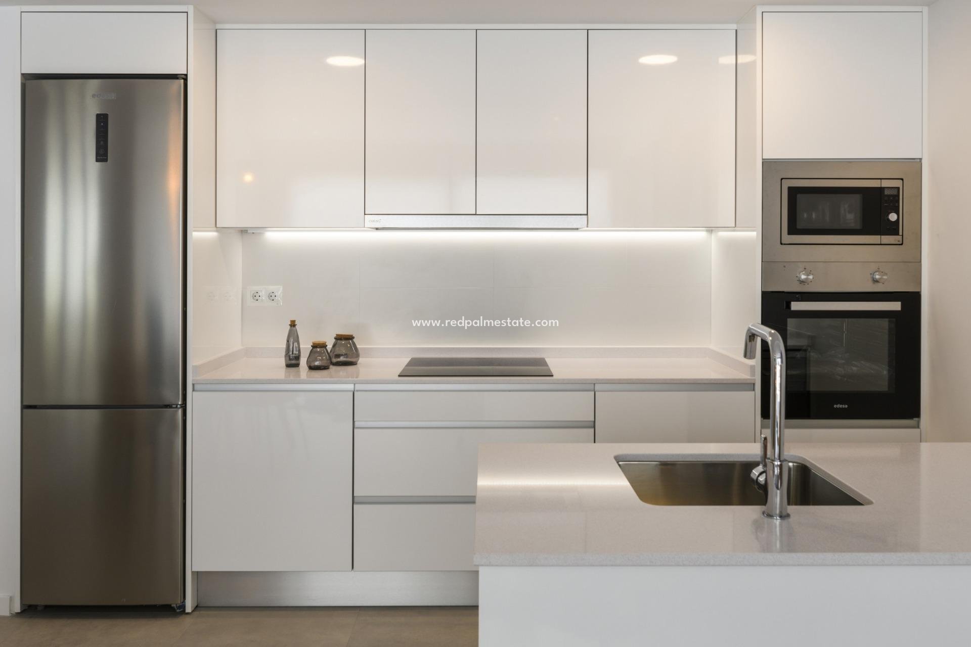 Nybyggnation - Lägenheter -
Orihuela Costa - Campoamor