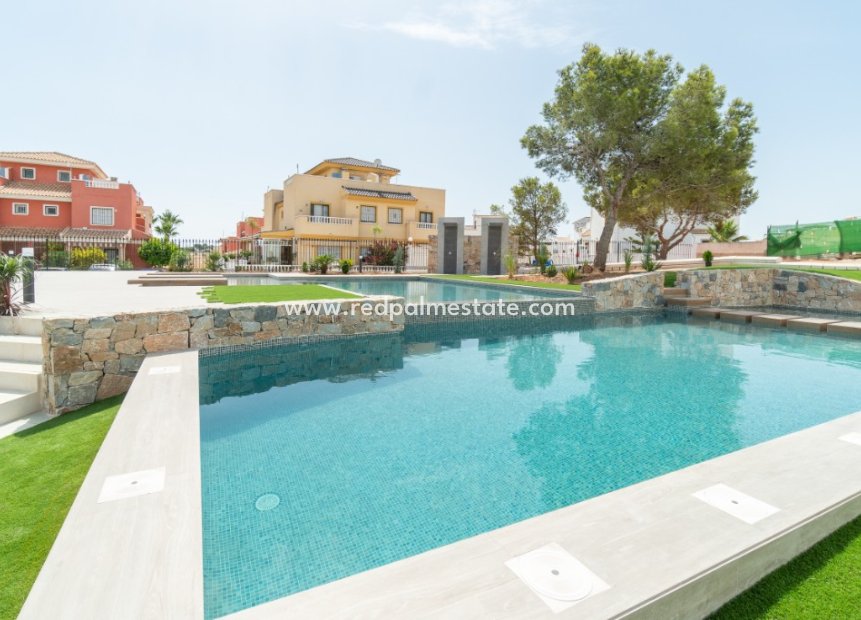 Nybyggnation - Lägenheter -
Torrevieja - Los balcones