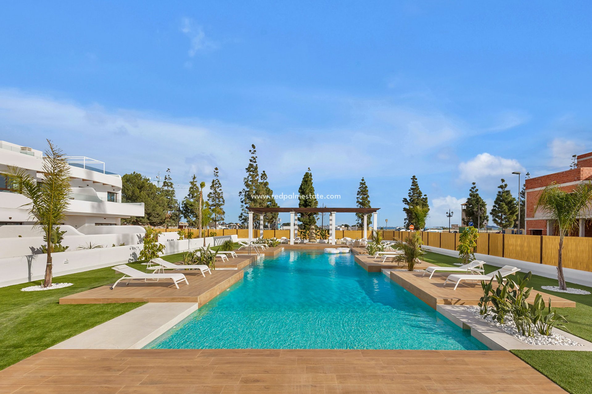 Nybyggnation - low-bungalow -
Los Alczares - Los Alcazares