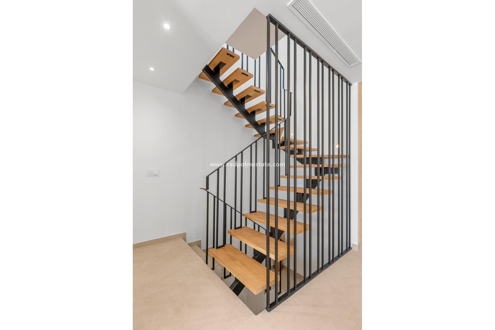 Nybyggnation - Radhus -
Dolores - Sector 3