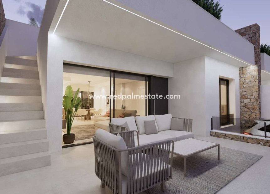 Nybyggnation - Radhus -
Dolores