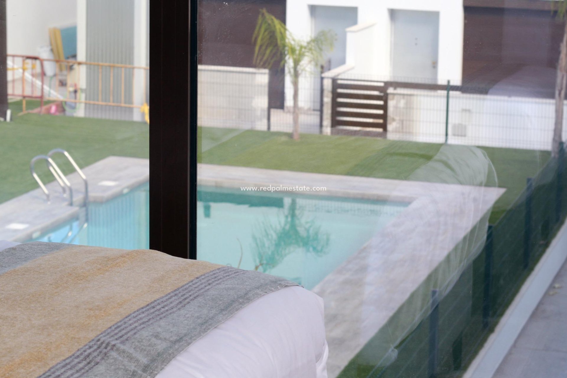 Nybyggnation - Radhus -
Pilar de la Horadada - parque Andromeda