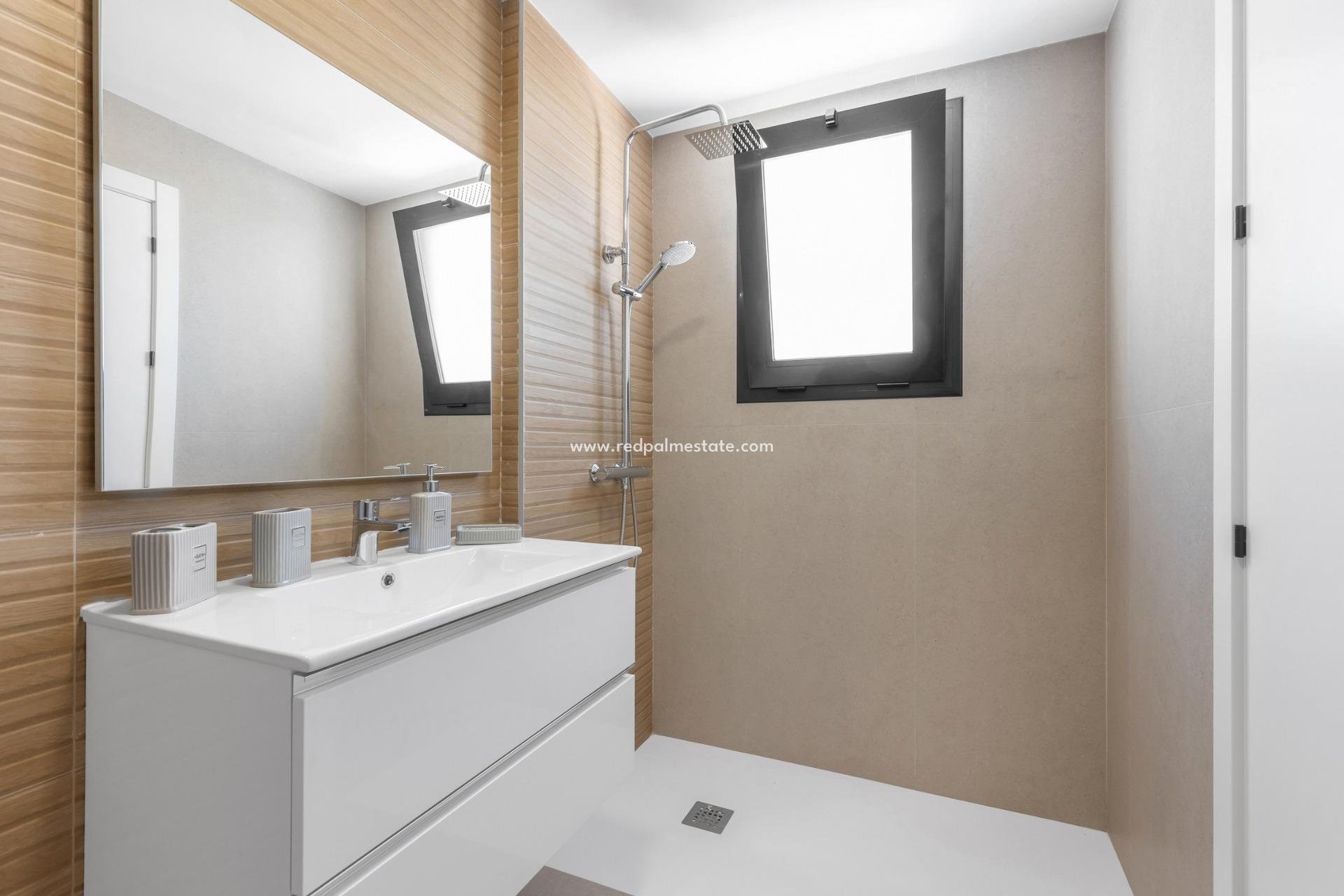 Nybyggnation - Radhus -
Rafal - pueblo