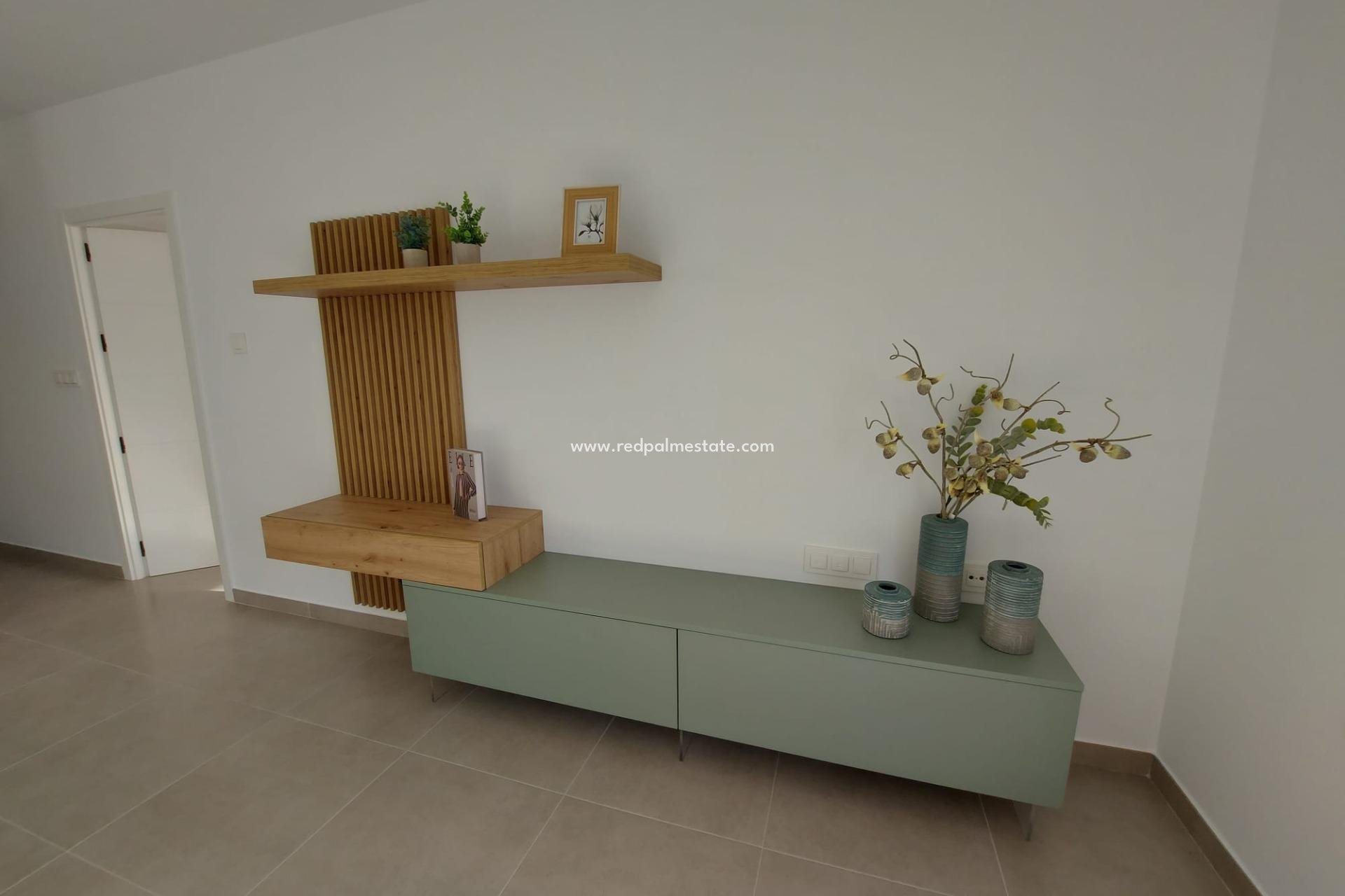 Nybyggnation - Radhus -
Torre Pacheco - Roldán