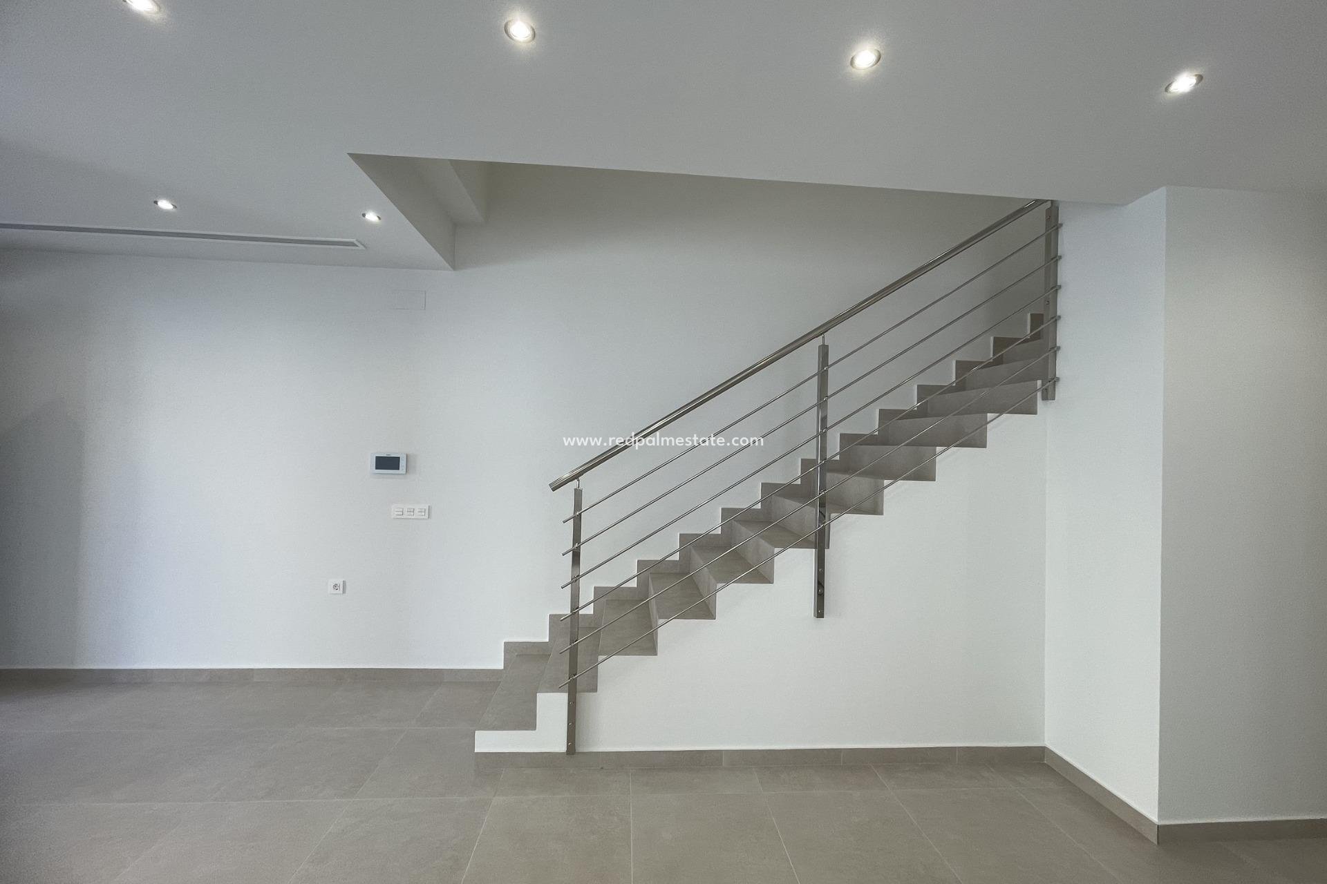 Nybyggnation - Villa -
Almoradí - Heredades