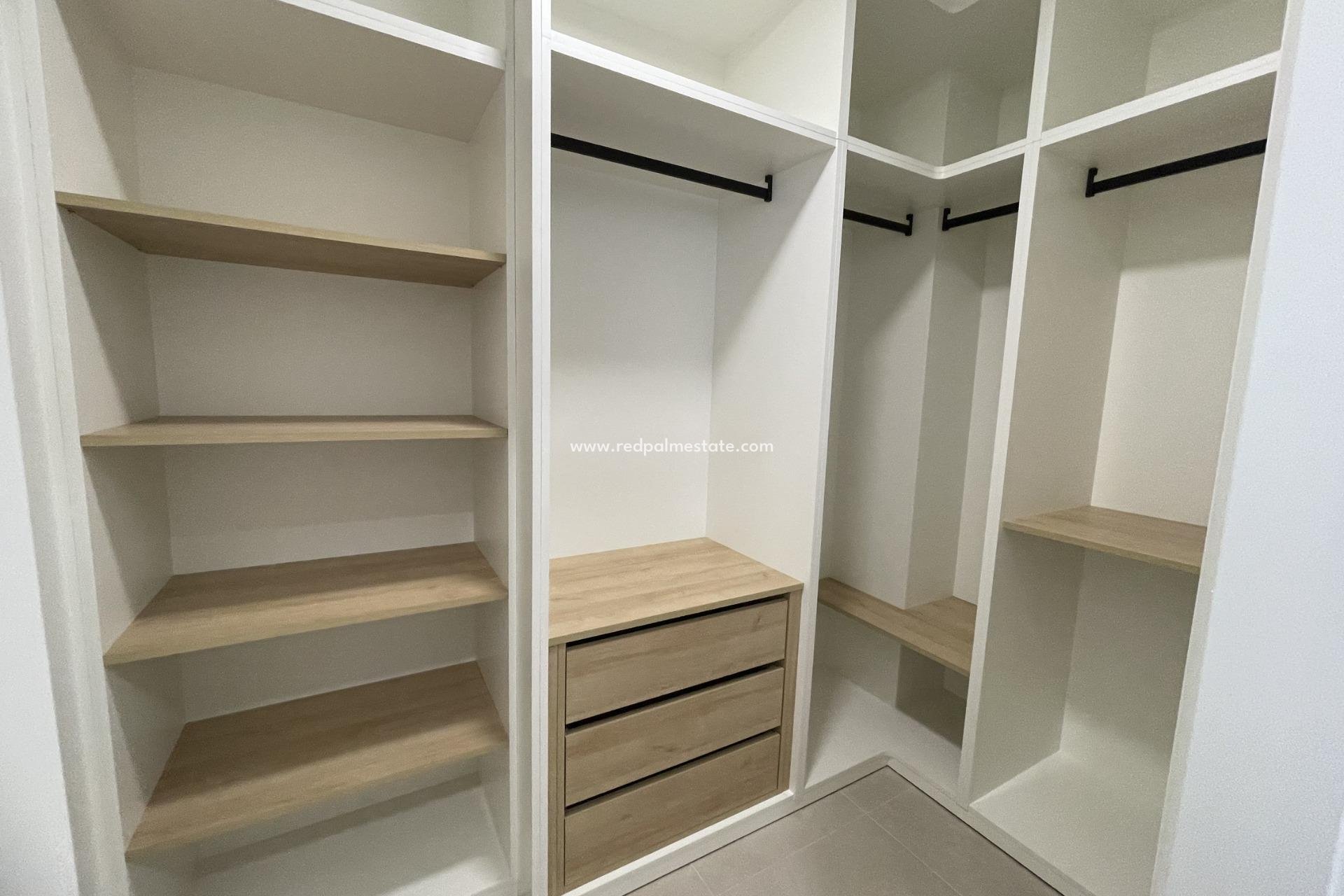 Nybyggnation - Villa -
Almoradí - Heredades