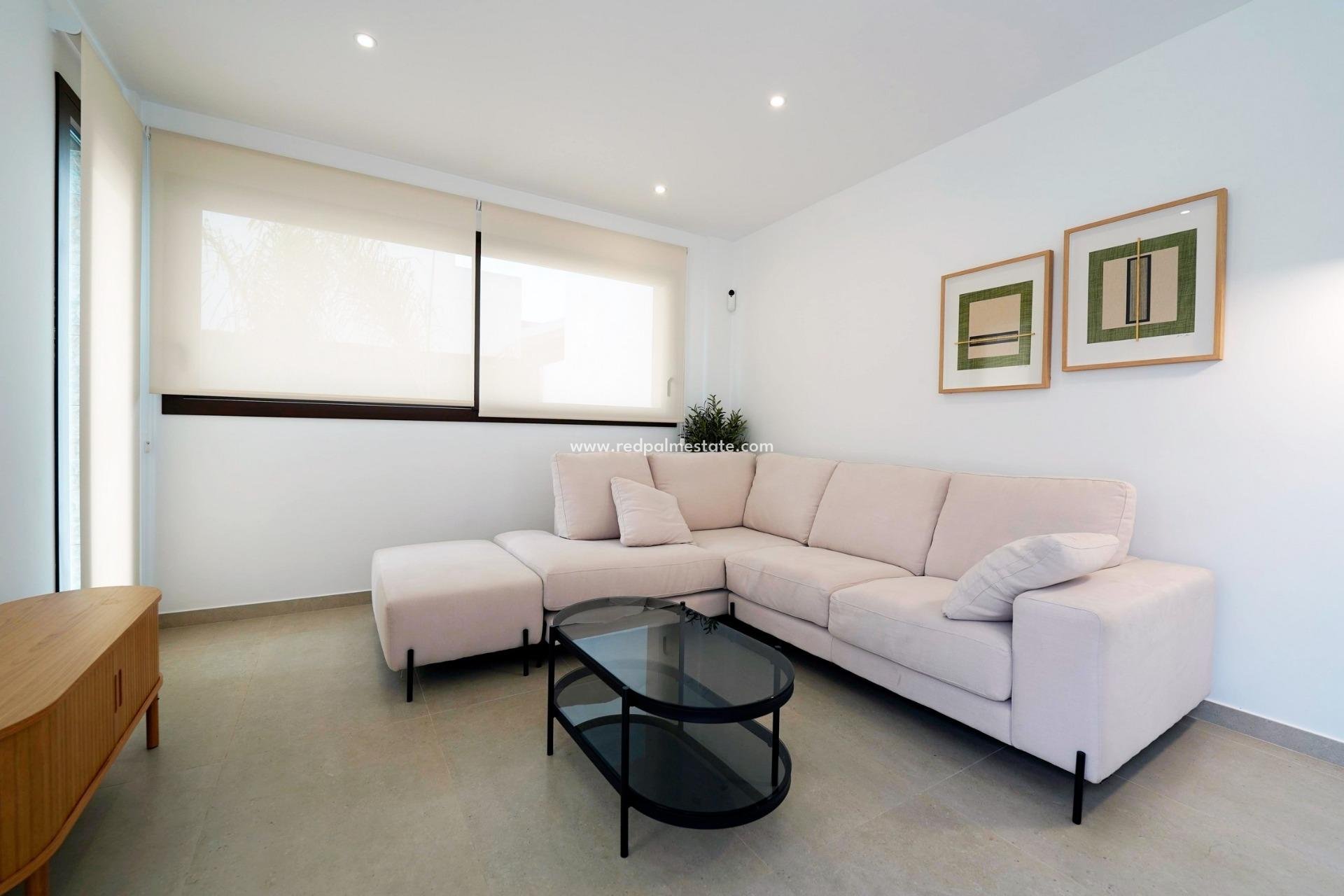 Nybyggnation - Villa -
Almoradí - Las Heredades