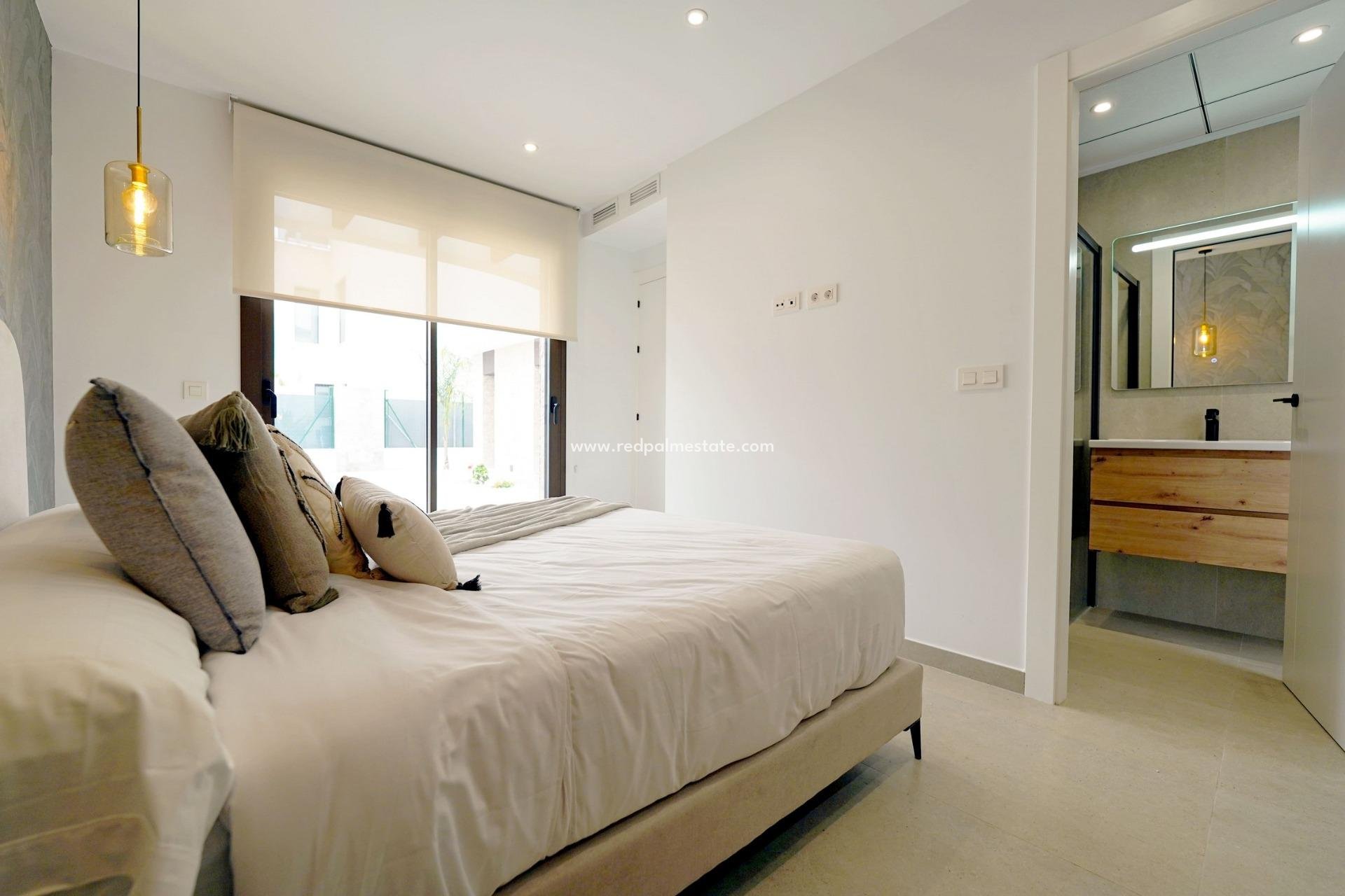 Nybyggnation - Villa -
Almoradí - Las Heredades