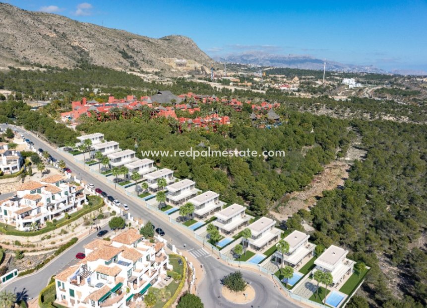 Nybyggnation - Villa -
Benidorm