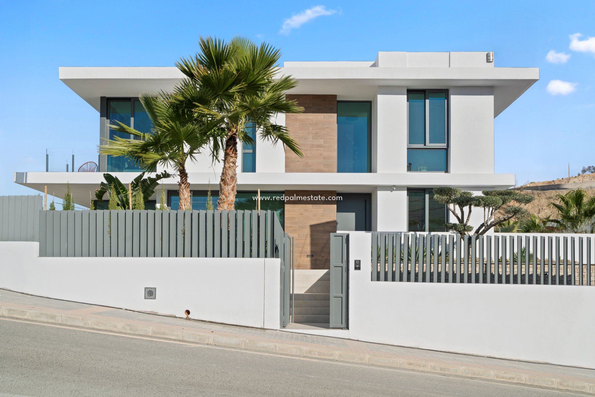 Nybyggnation - Villa -
Benidorm